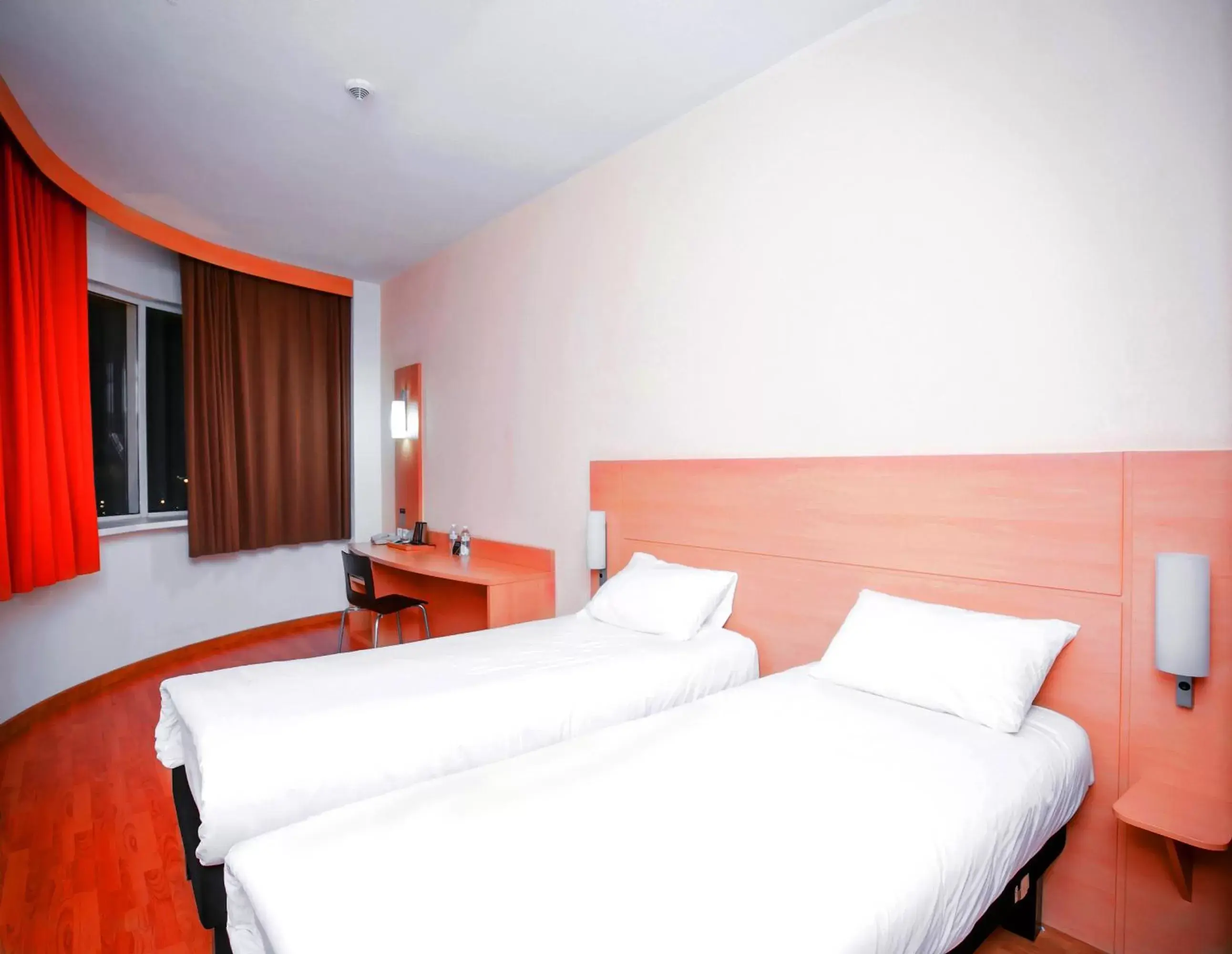 Bed in Ibis Astana