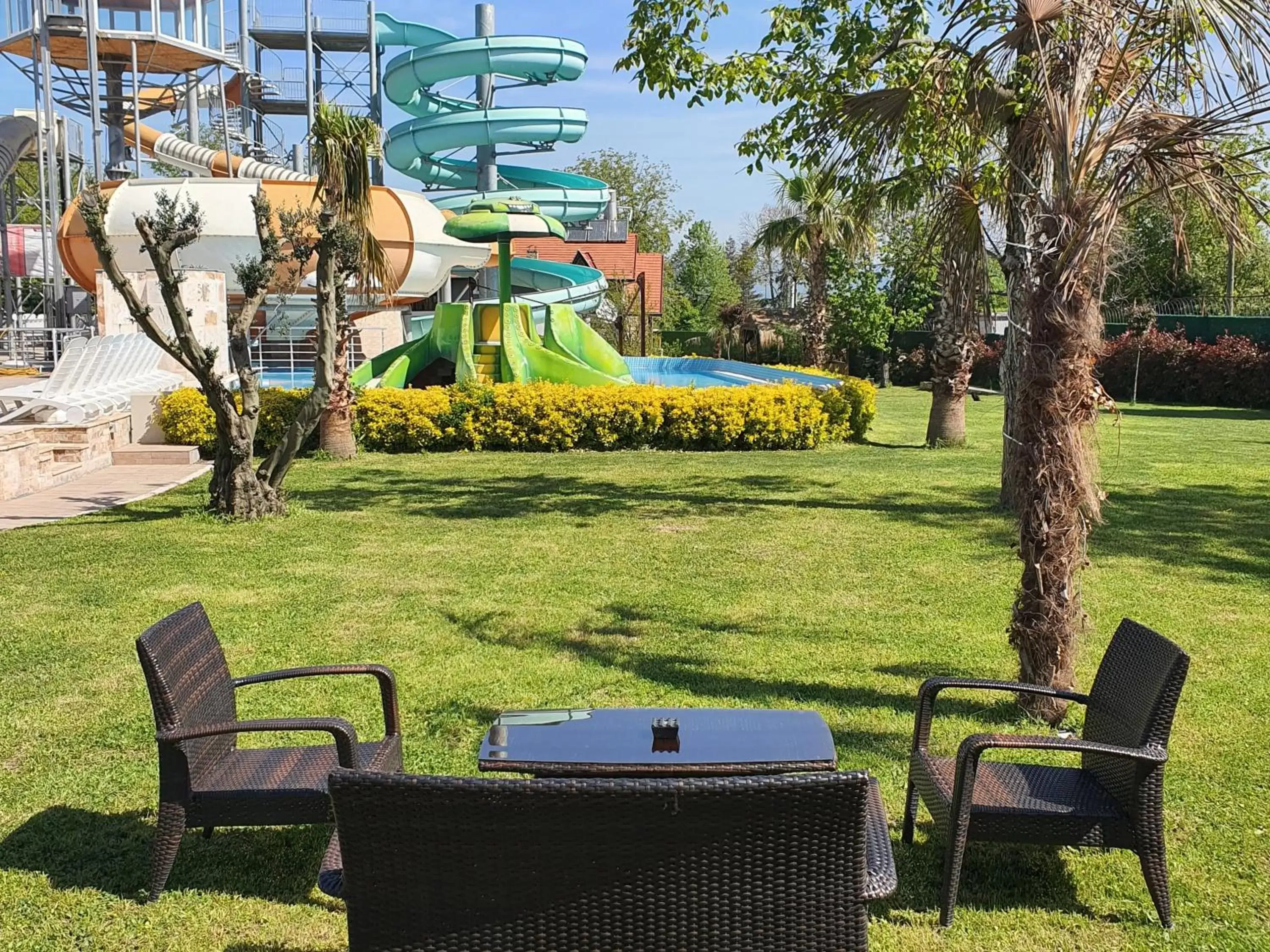 Garden, Water Park in Sapanca Aqua Wellness SPA Hotel & Aqua Park