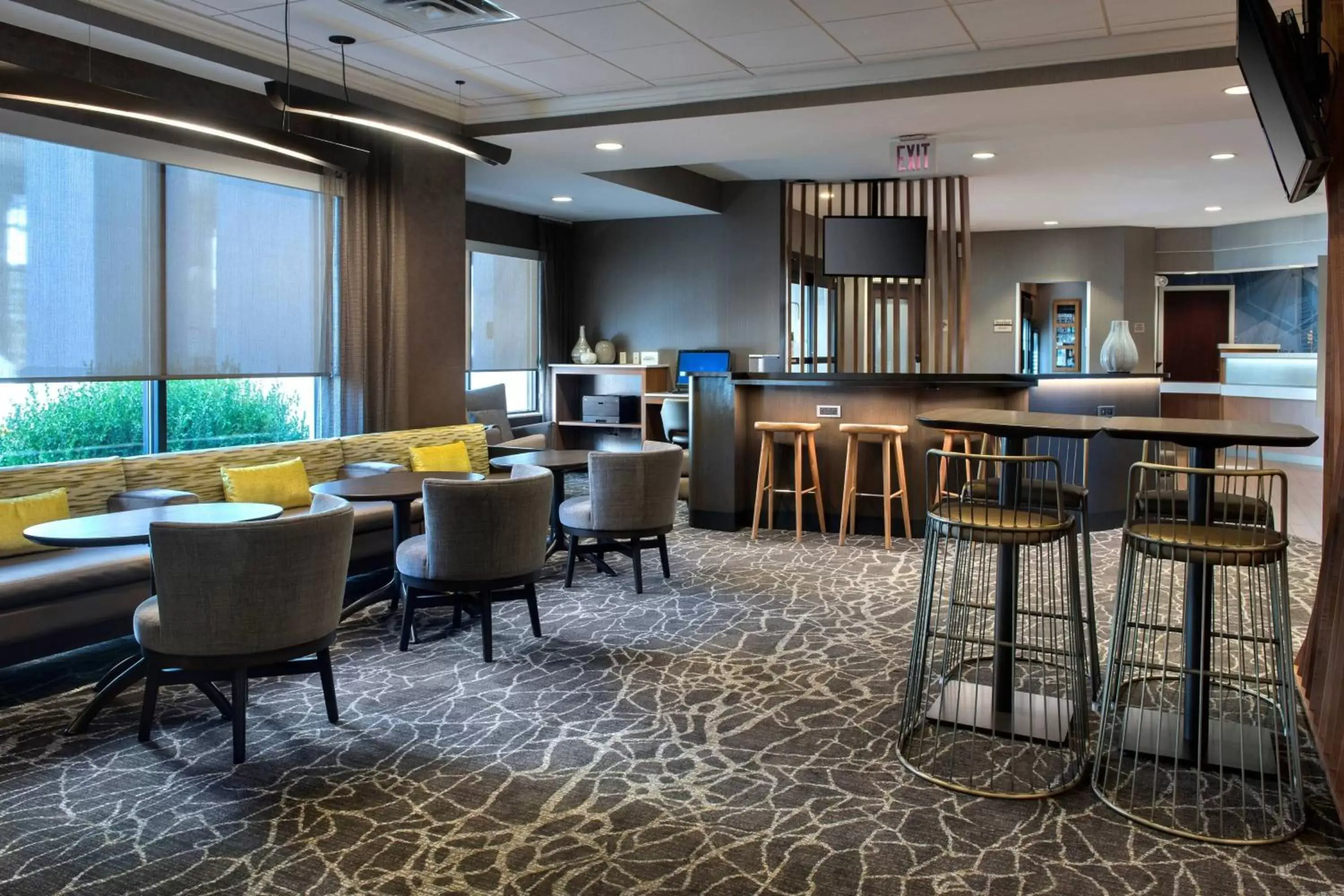 Lobby or reception in SpringHill Suites Danbury
