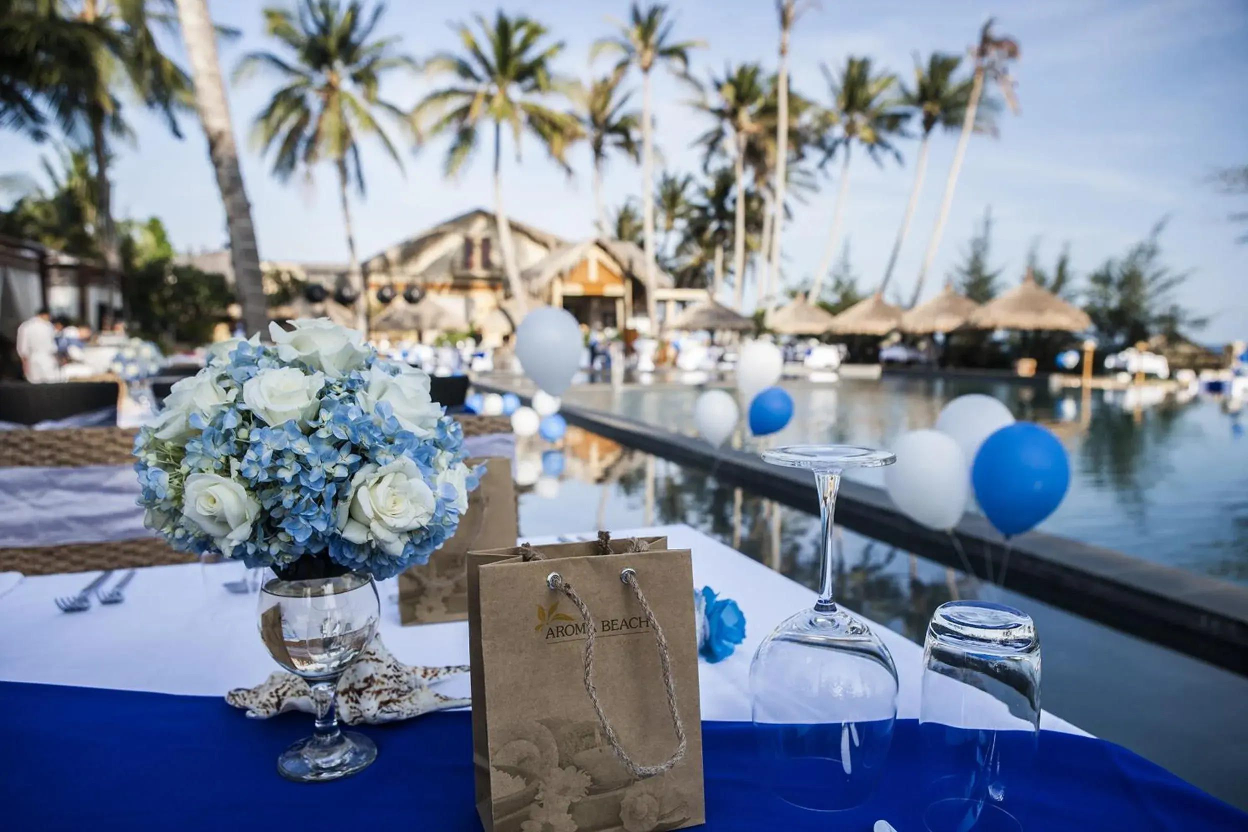 Restaurant/places to eat in Aroma Beach Resort and Spa Restaurant/places to eat in Aroma Beach Resort and Spa