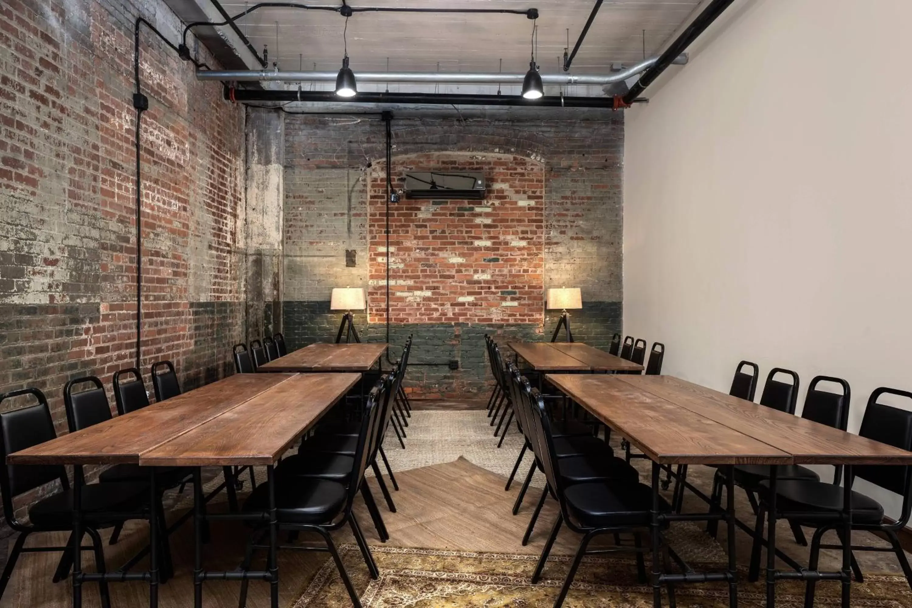 Meeting/conference room in Moxy Chattanooga Downtown