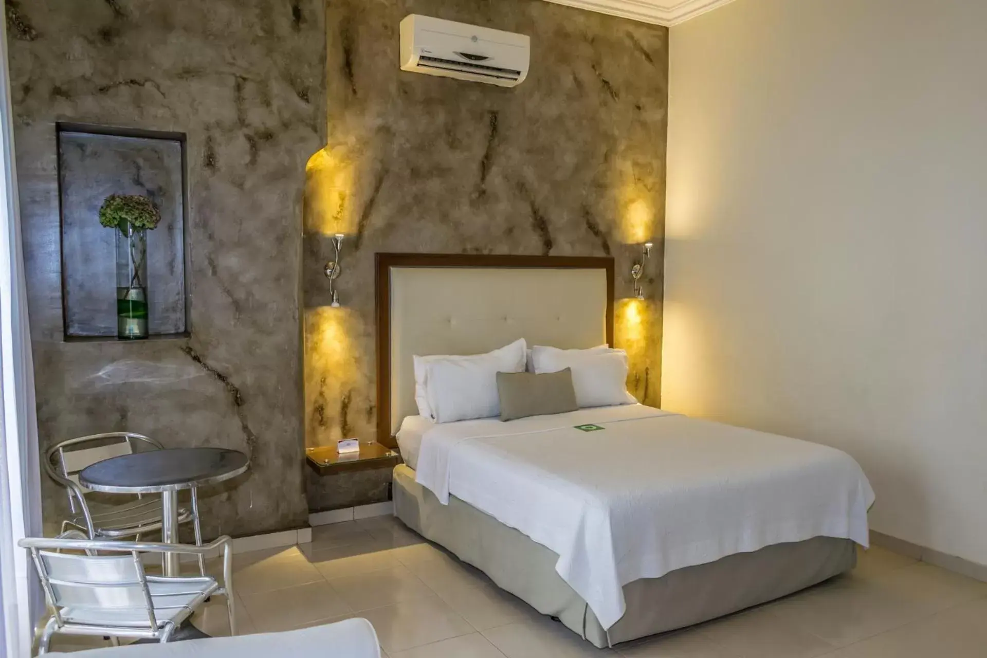 Bed in Hotel Virrey Cartagena