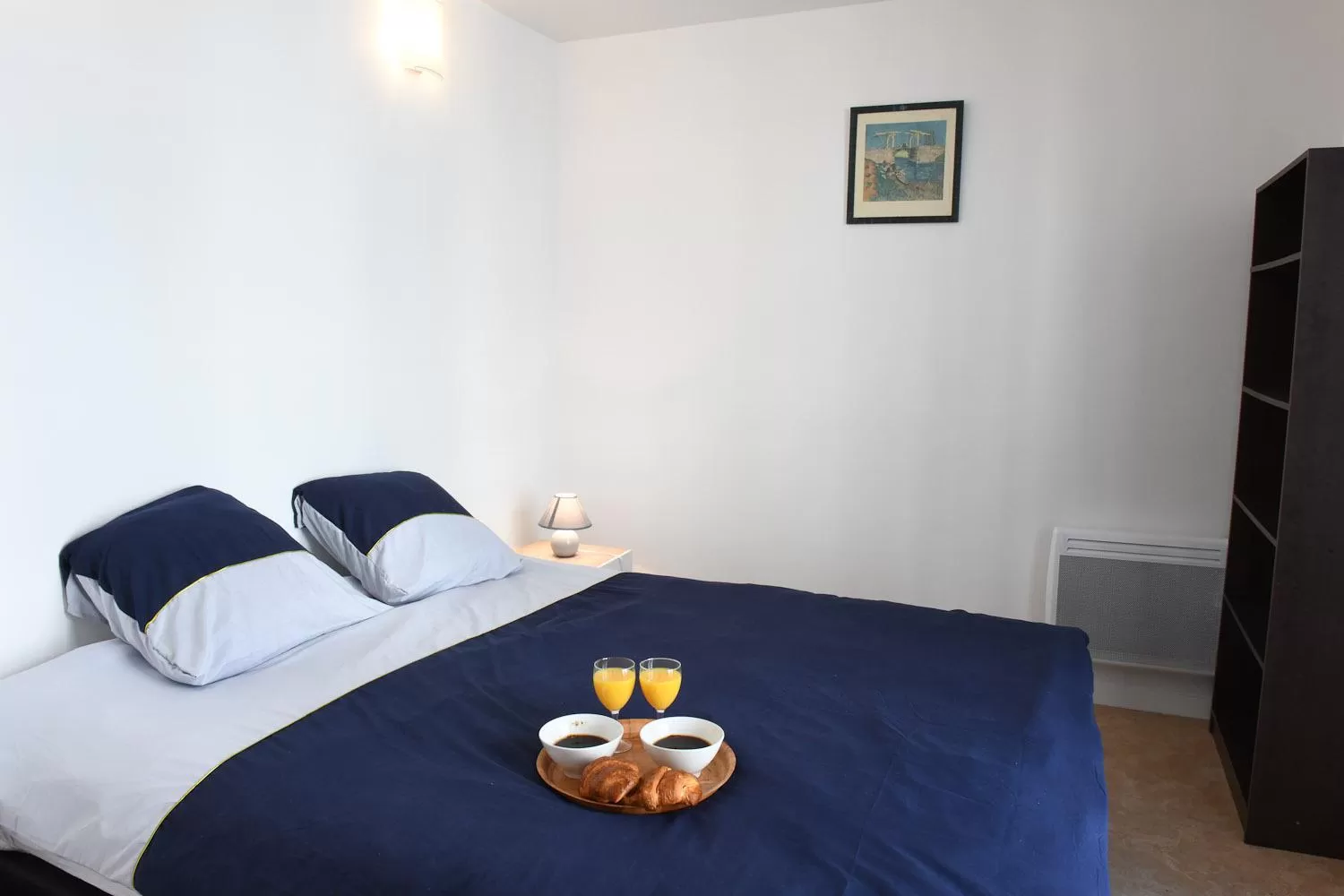 Bedroom, Bed in Appartement 1er étage, 2 chambres, Dieppe