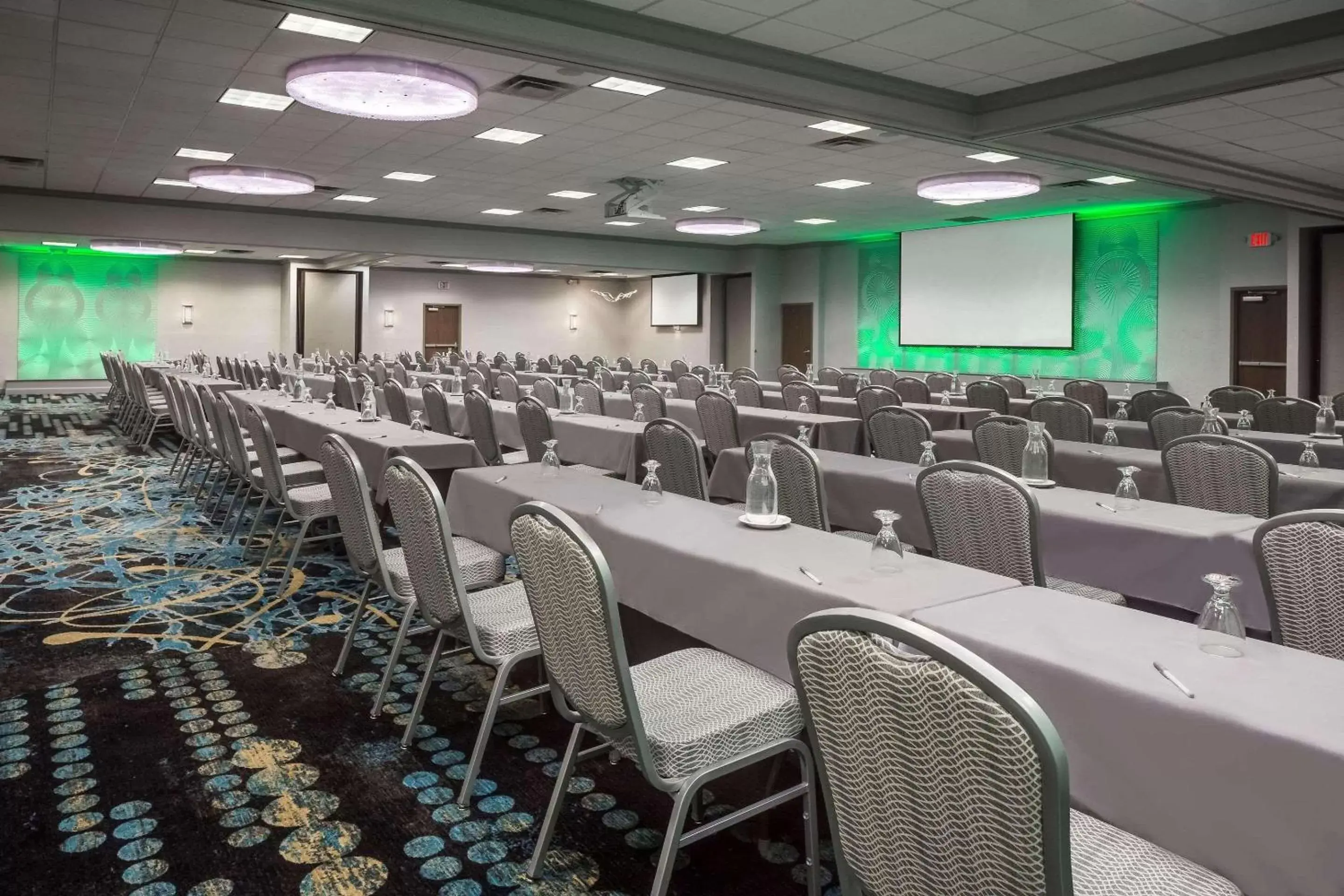 Meeting/conference room in Radisson Hotel & Conference Center Coralville - Iowa City