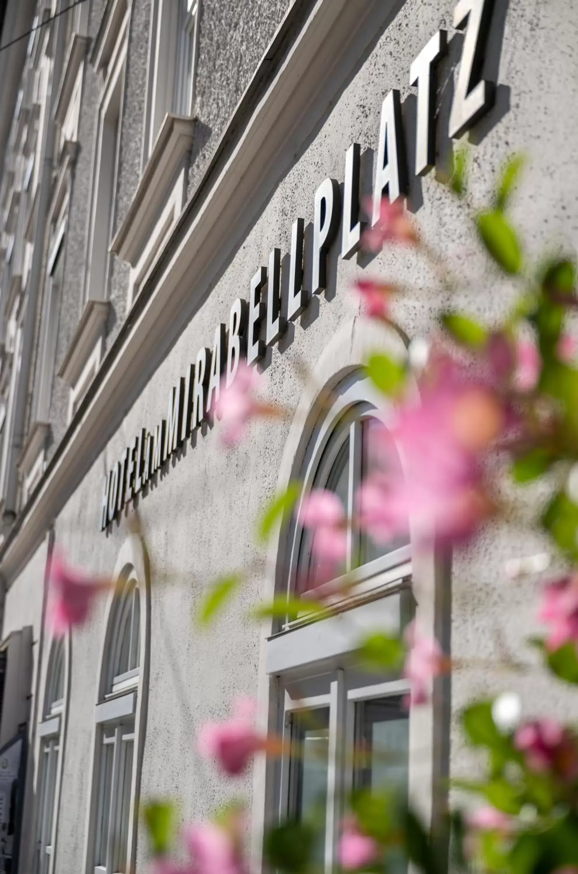 Property building, Property Logo/Sign in Hotel am Mirabellplatz