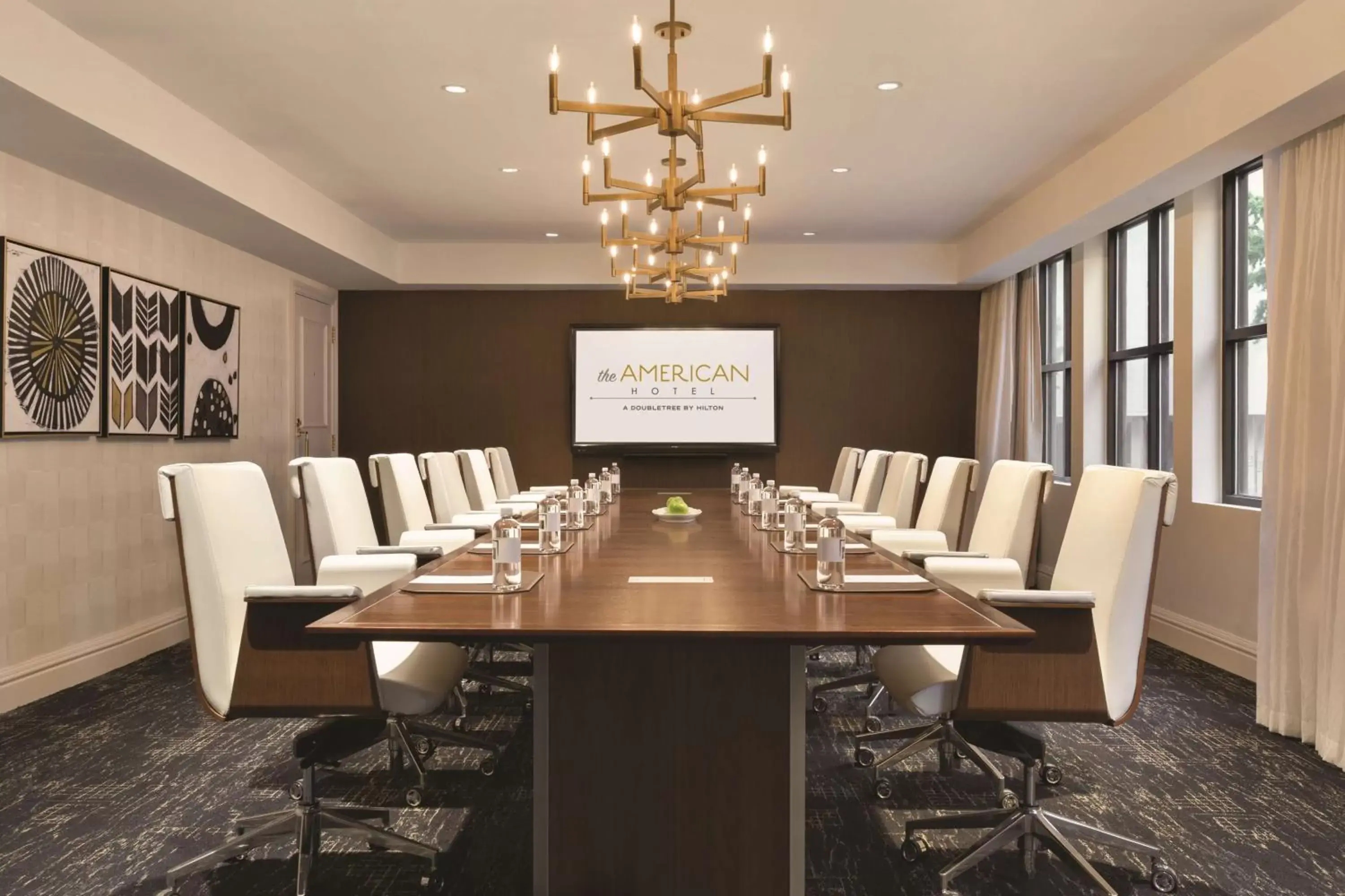 Meeting/conference room in The American Hotel Atlanta Downtown-a Doubletree by Hilton