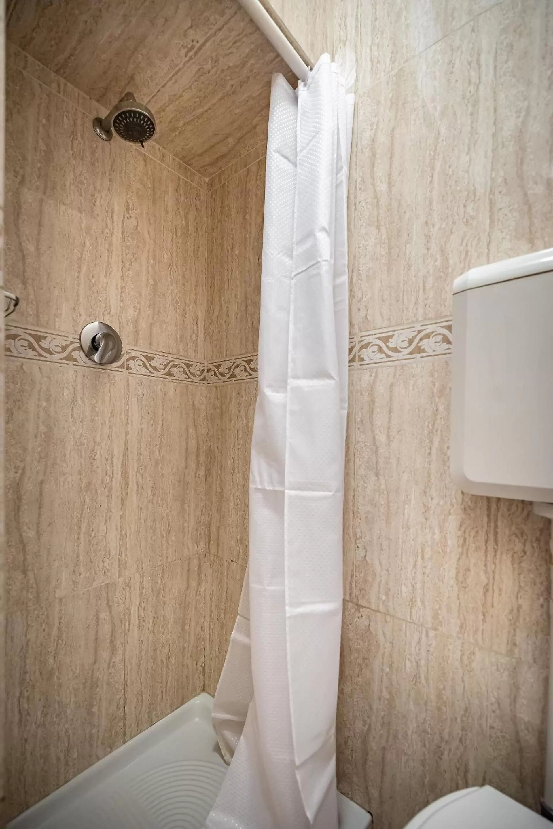 Toilet in HOTEL VENETO con accesso ZTL