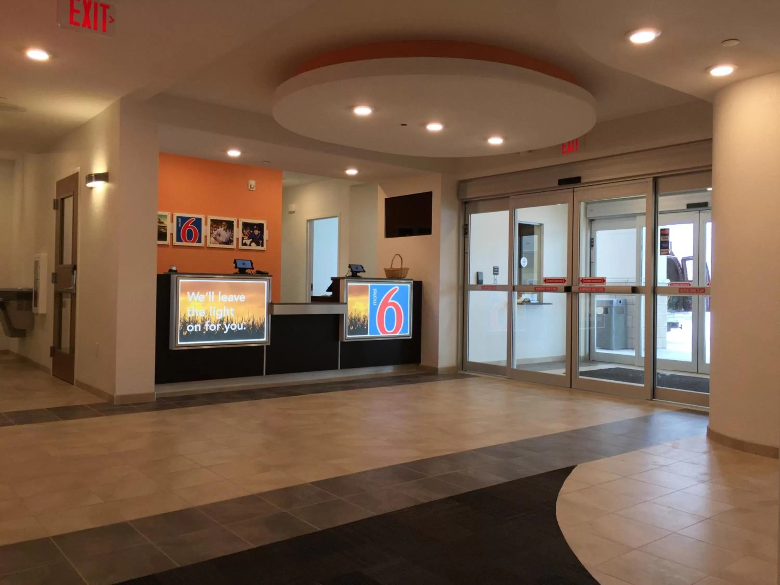 Lobby or reception in Motel 6-Mankato, MN