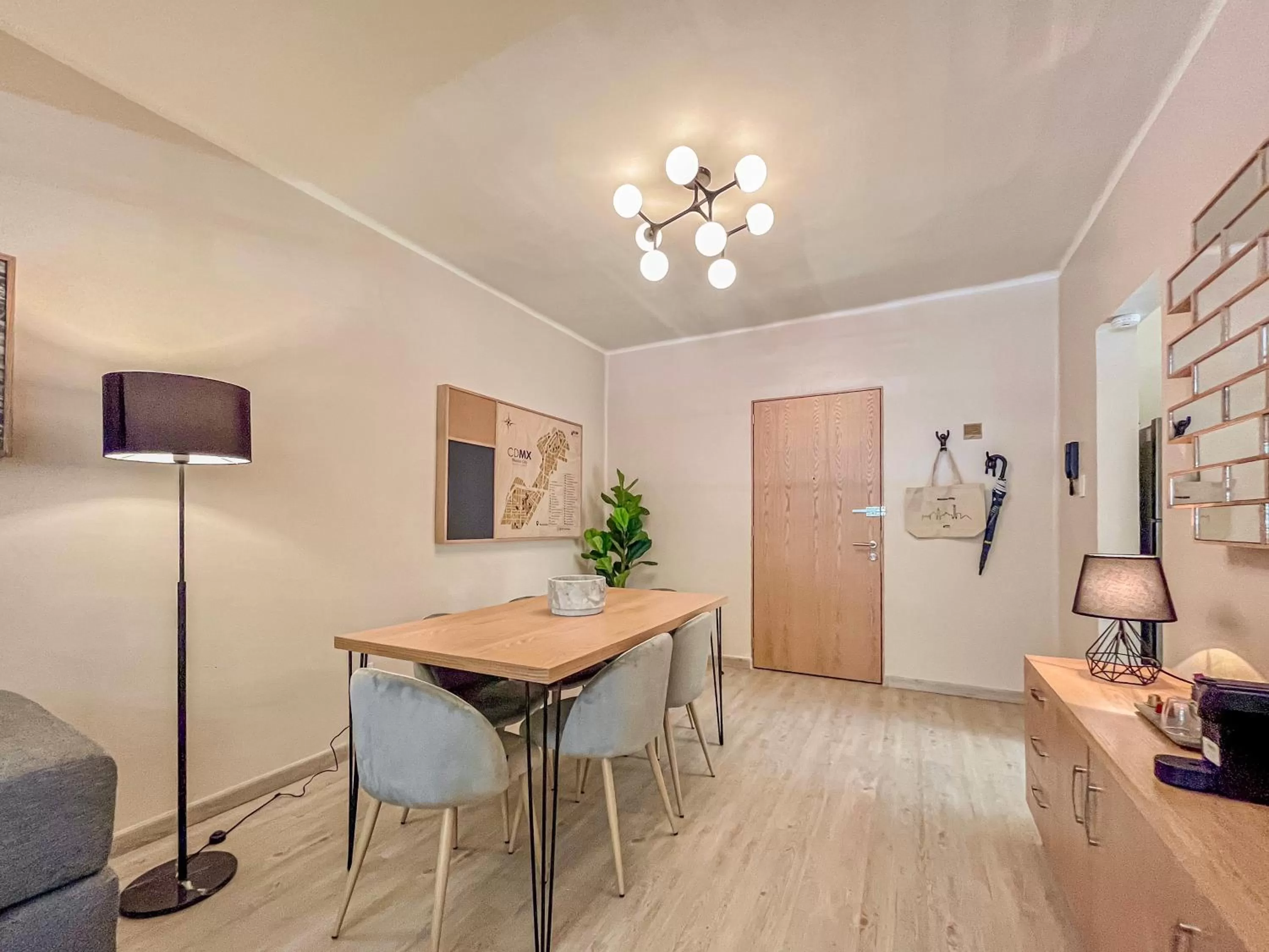 Living room in Mi Zona Lodging WTC