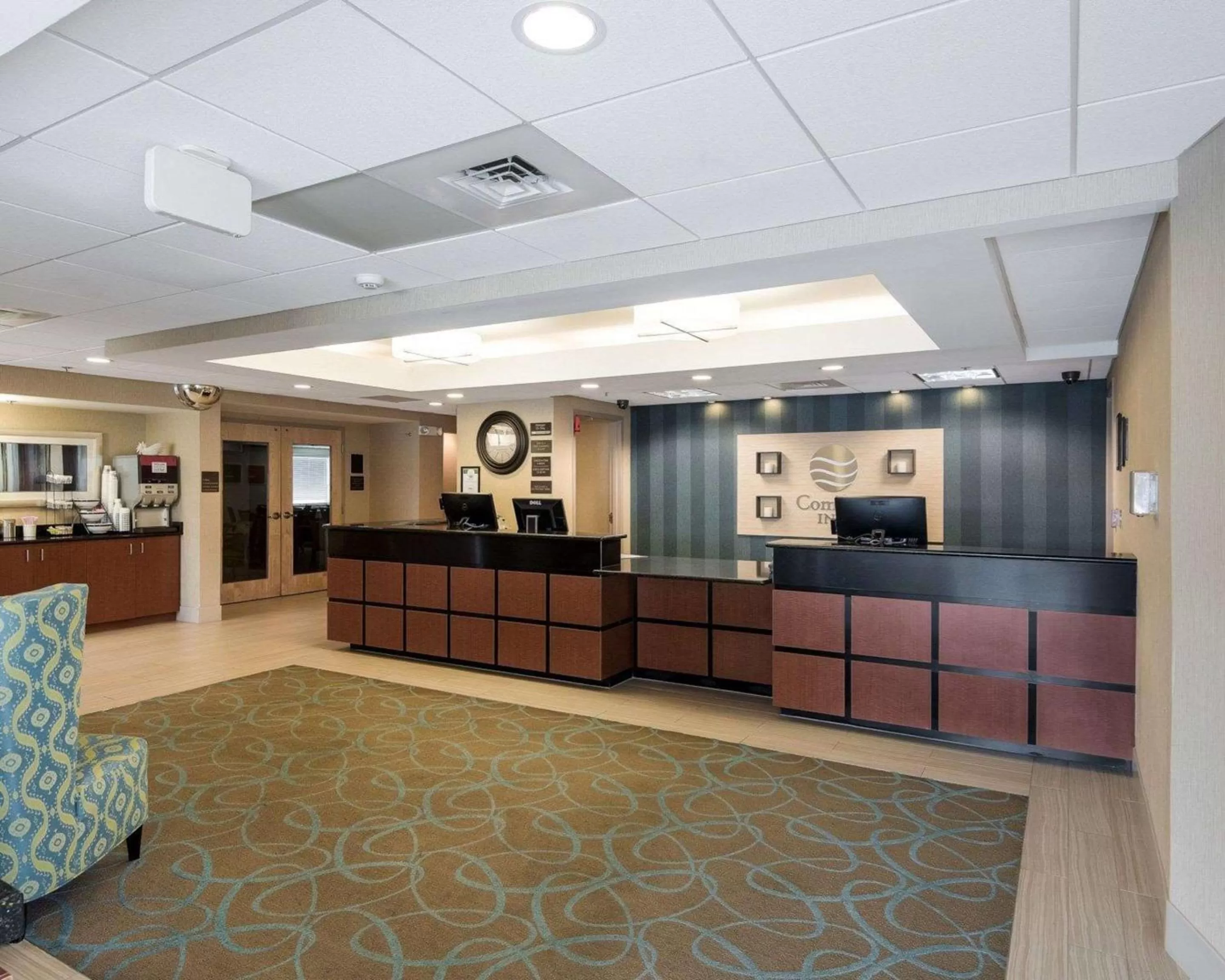 Lobby or reception in Comfort Inn Rehoboth Beach