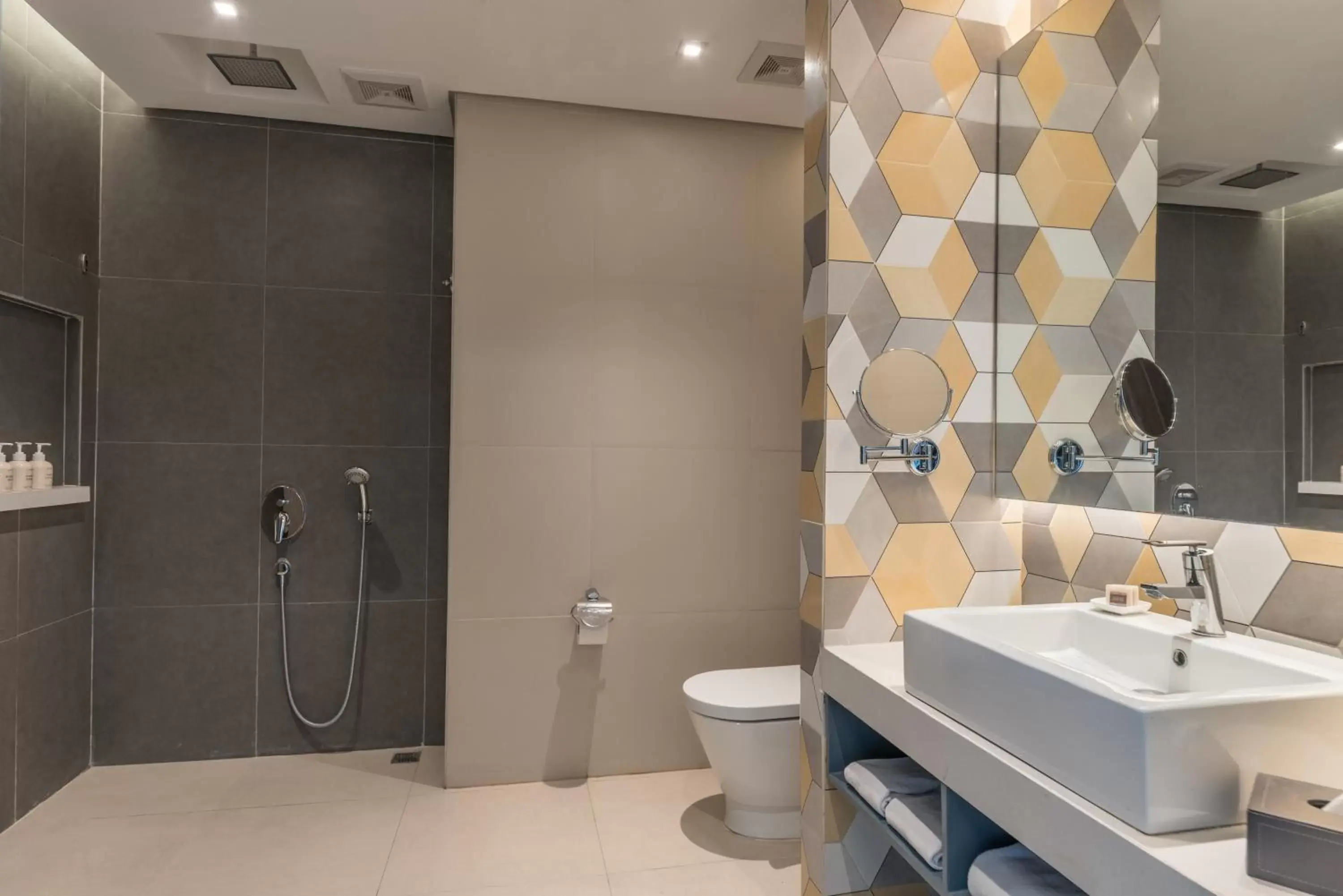 Bathroom in Summit Galleria Cebu - Multiple Use Hotel