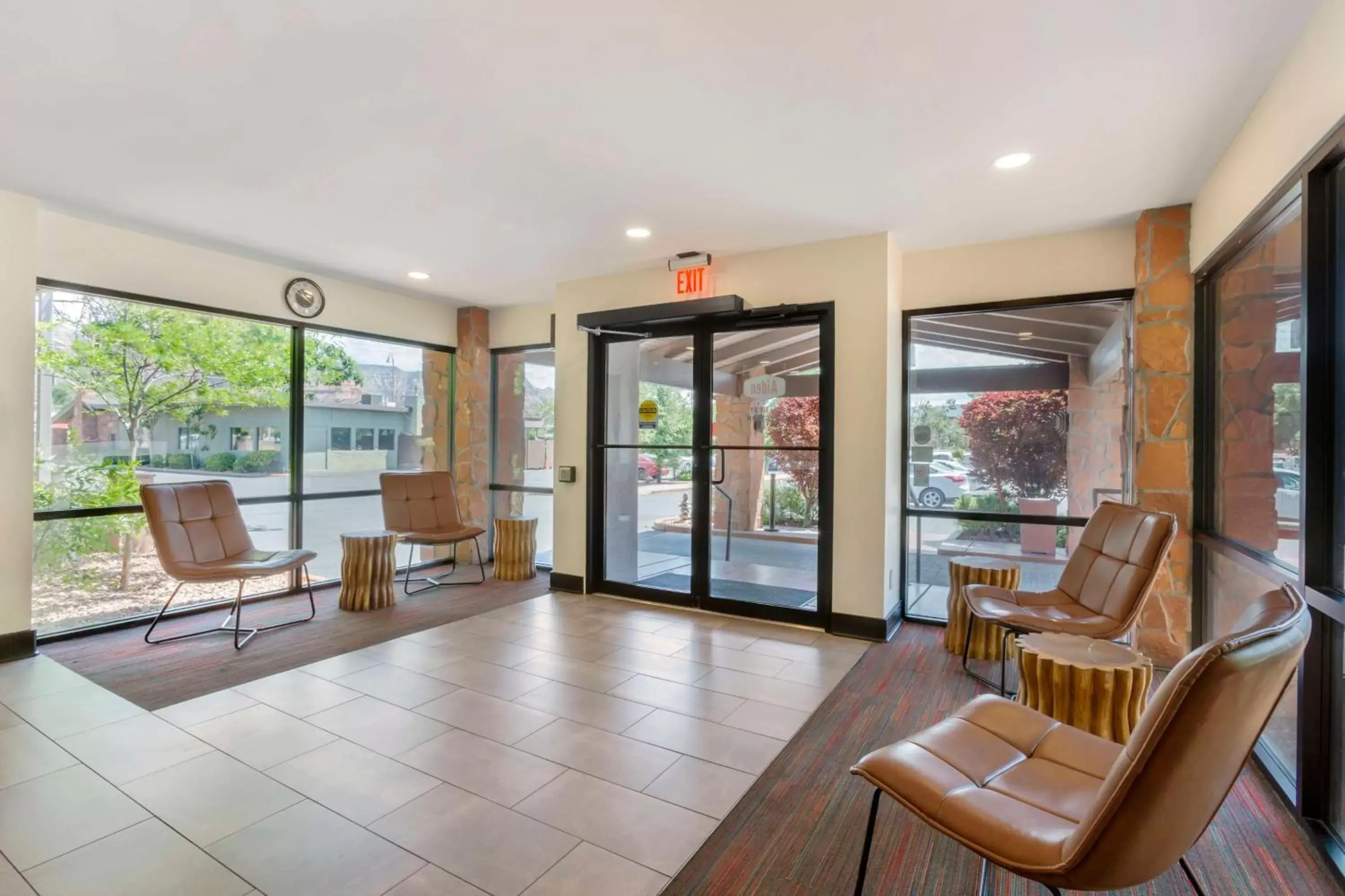 Lobby or reception in Aiden by Best Western Sedona