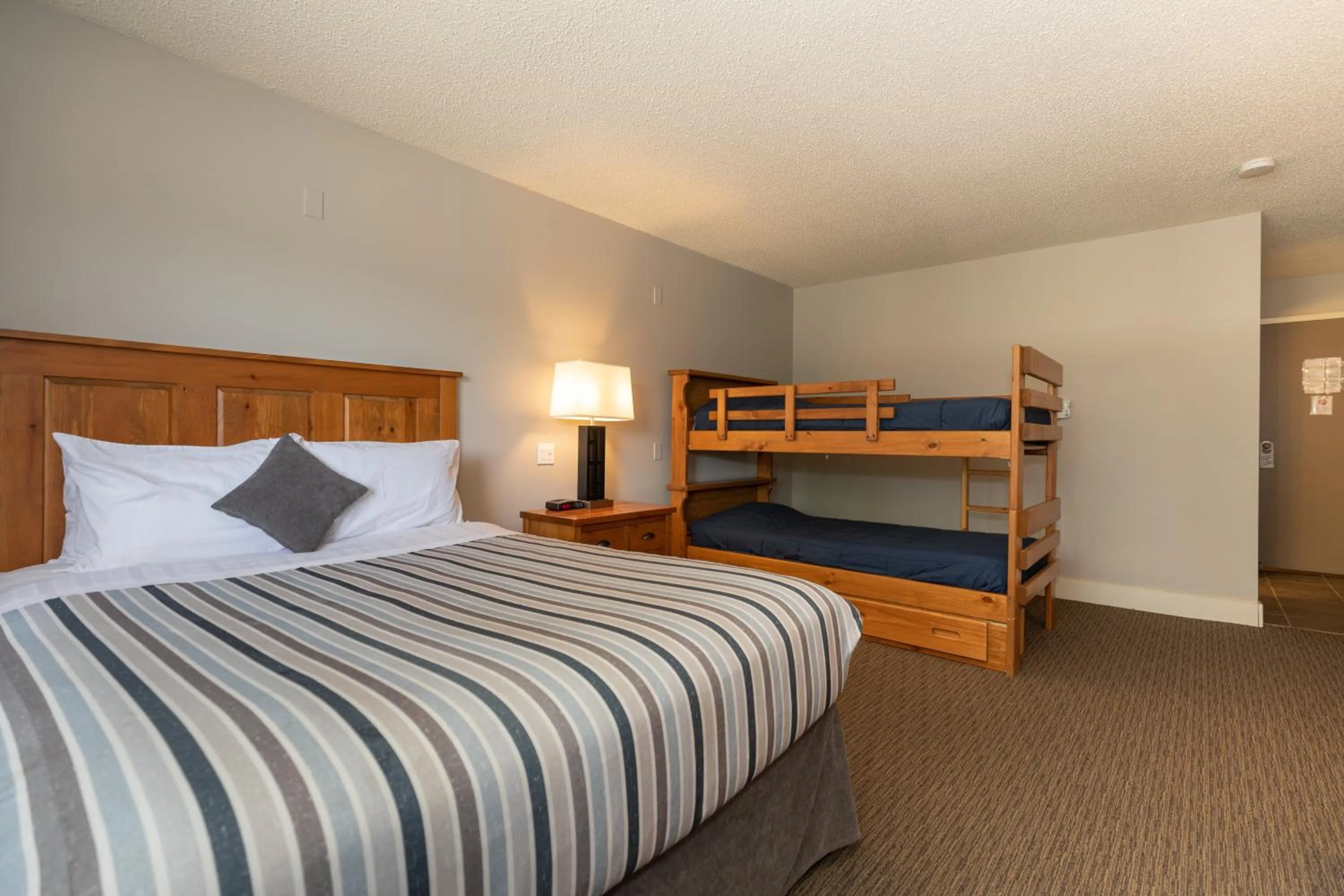 Bed in Red Tree Lodge