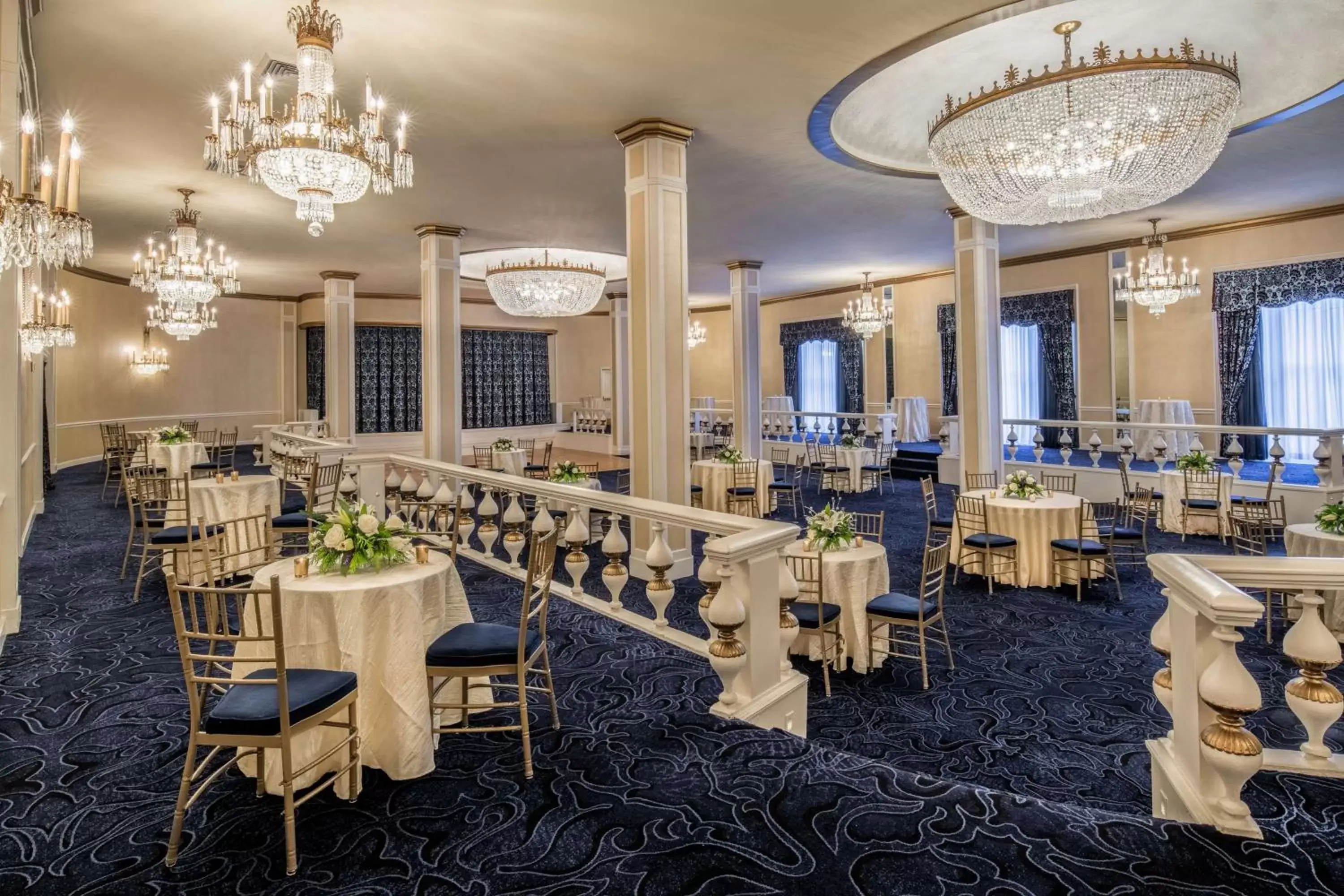 Meeting/conference room, Restaurant/Places to Eat in The Roosevelt Hotel New Orleans - Waldorf Astoria Hotels & Resorts