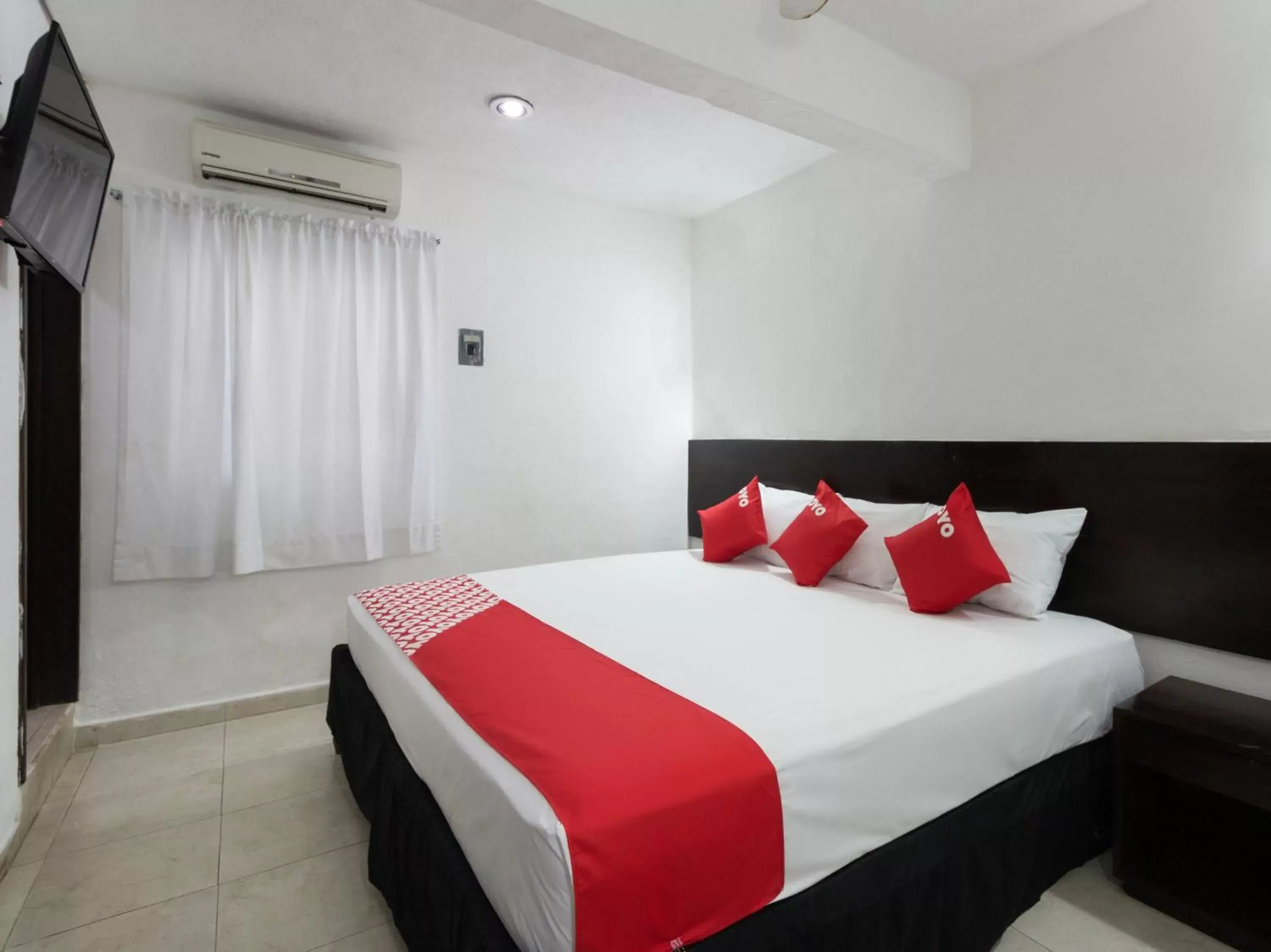 Photo of the whole room, Bed in OYO Hotel Puesta del Sol, Santa Ana, Campeche