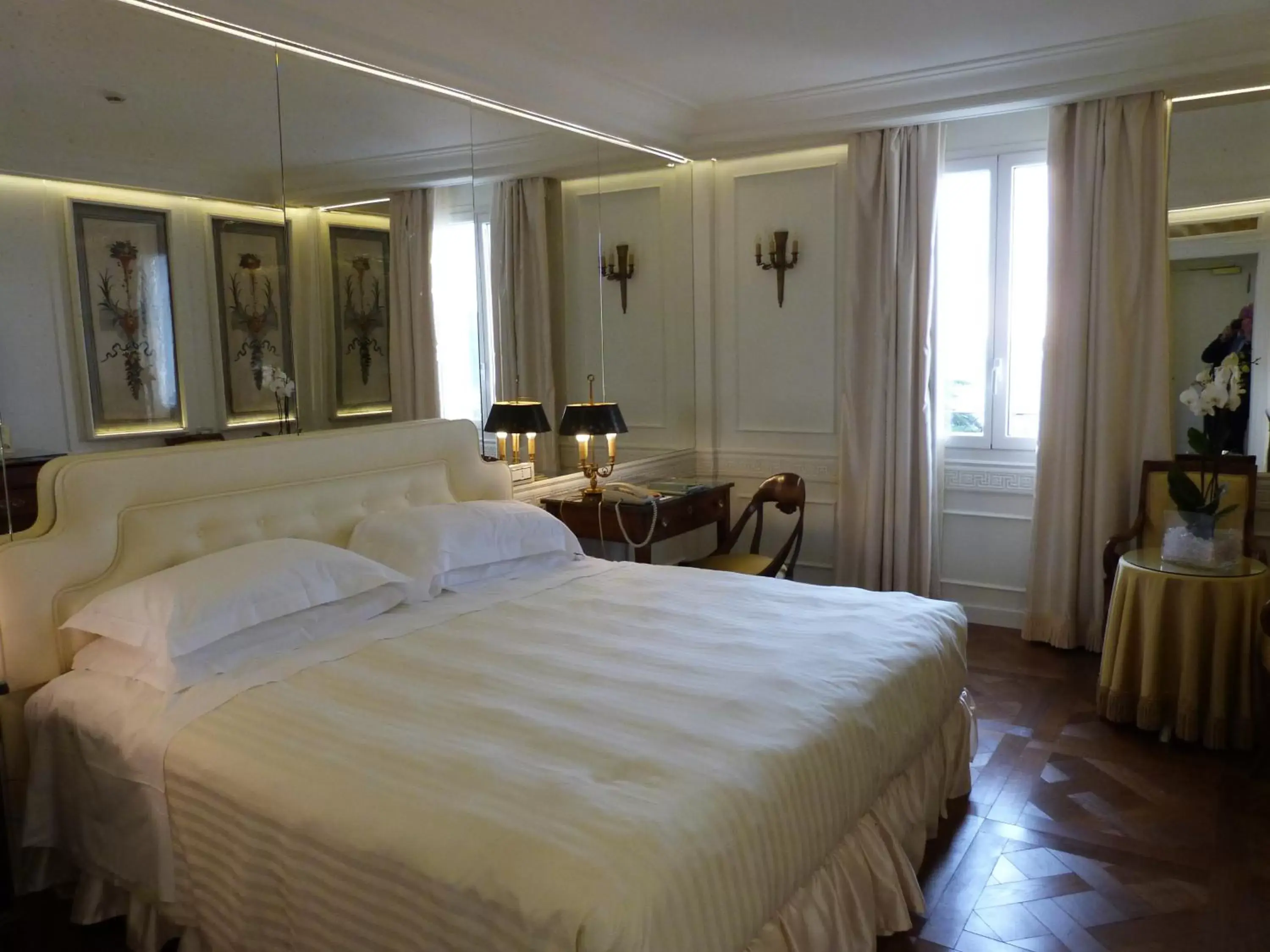 Photo of the whole room, Bed in Excelsior Palace Portofino Coast