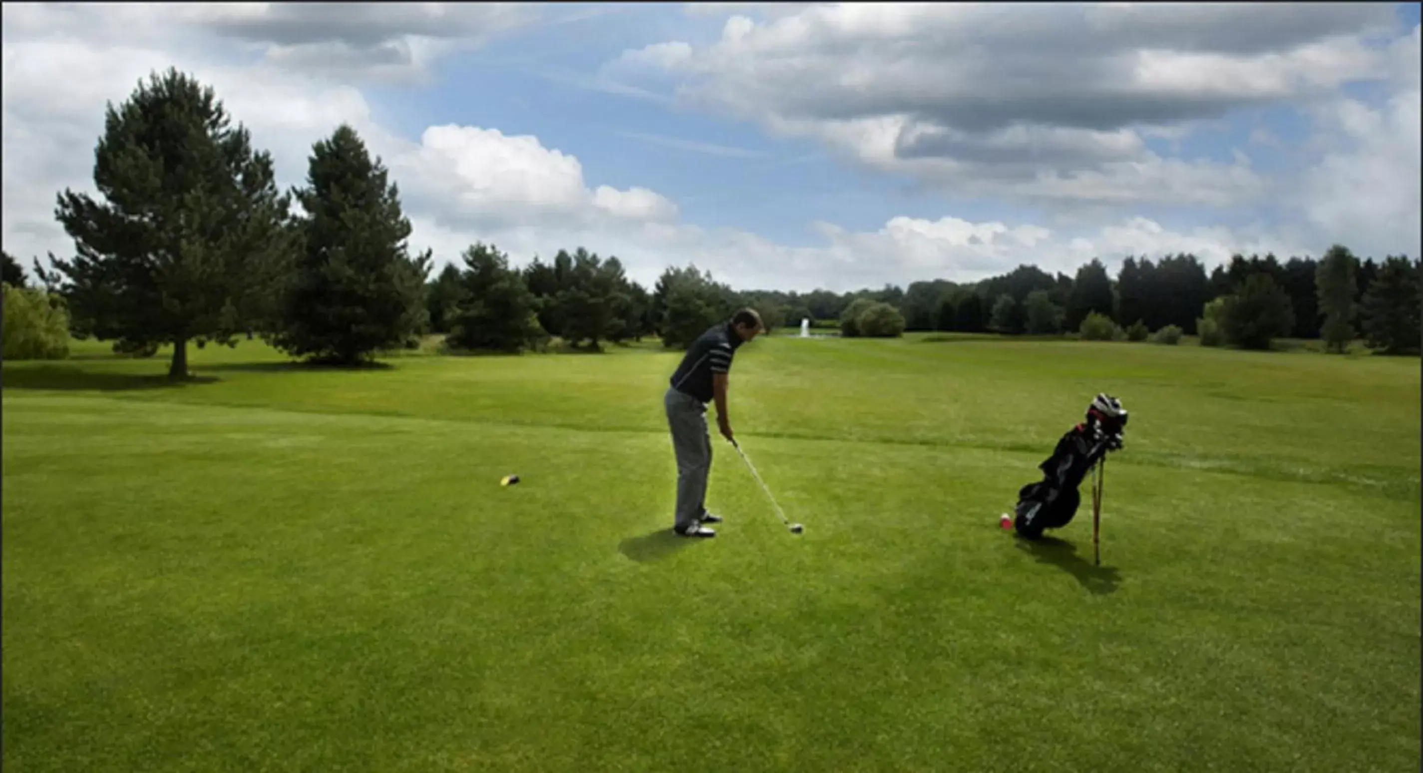 Activities, Golf in The Essex Golf & Country Club Hotel