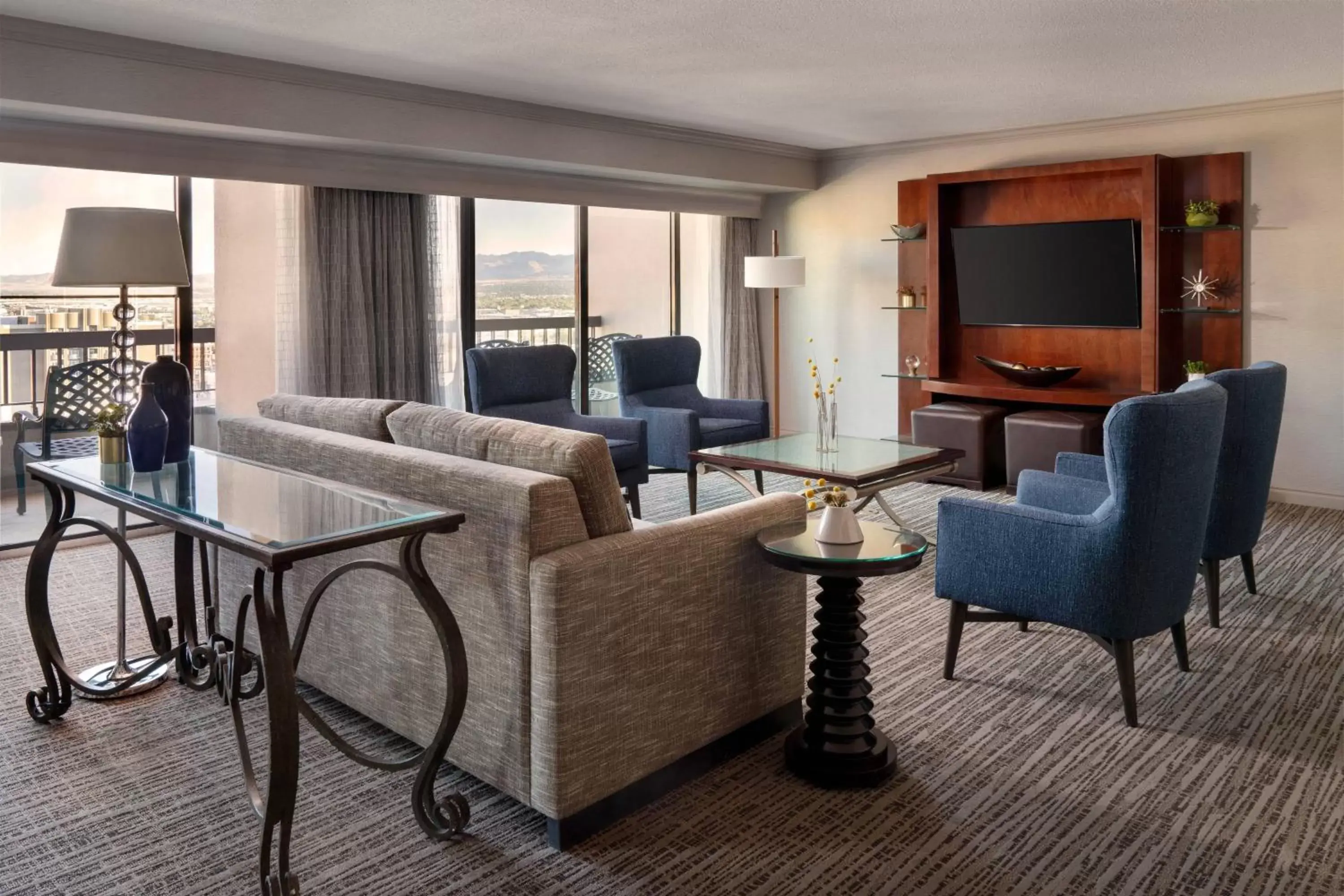 Photo of the whole room, Seating Area in Salt Lake Marriott Downtown at City Creek