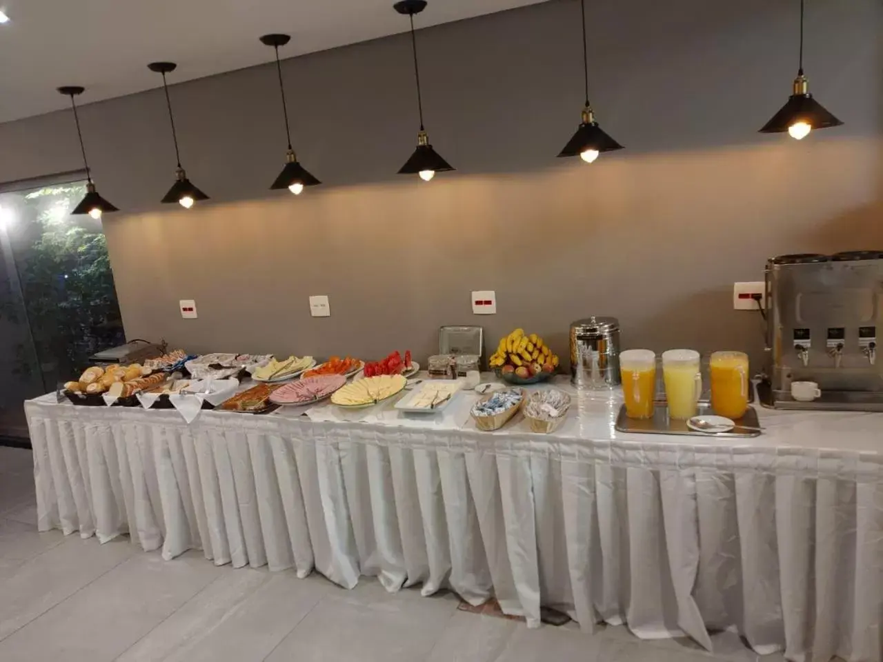 Breakfast in Uniclass Hotel Pinheiros