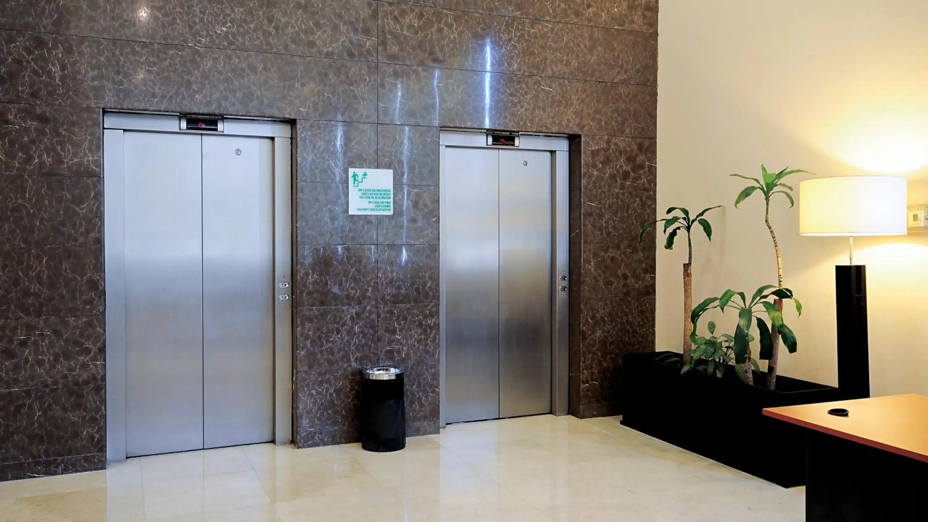 Lobby or reception in Holiday Inn Uruapan, an IHG Hotel