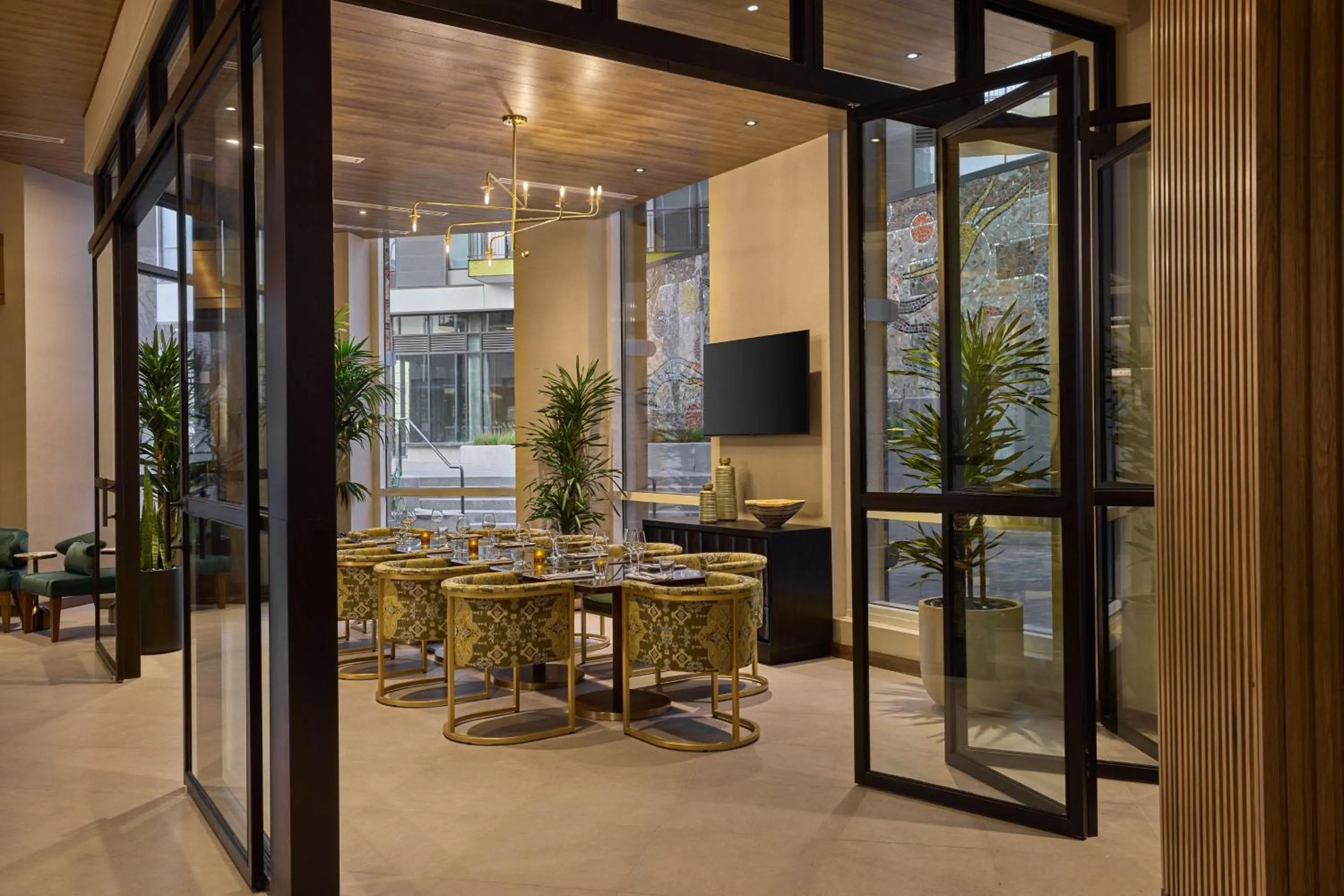 Restaurant/places to eat in The Leo Kent Hotel, Tucson, a Tribute Portfolio Hotel