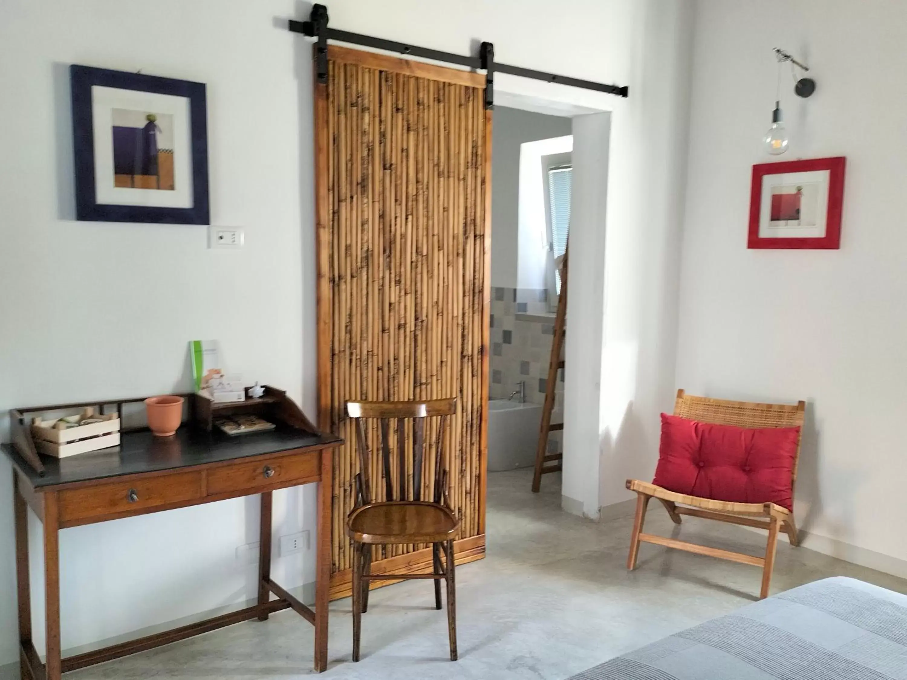 Bedroom, Seating Area in Casa Giufà B&B