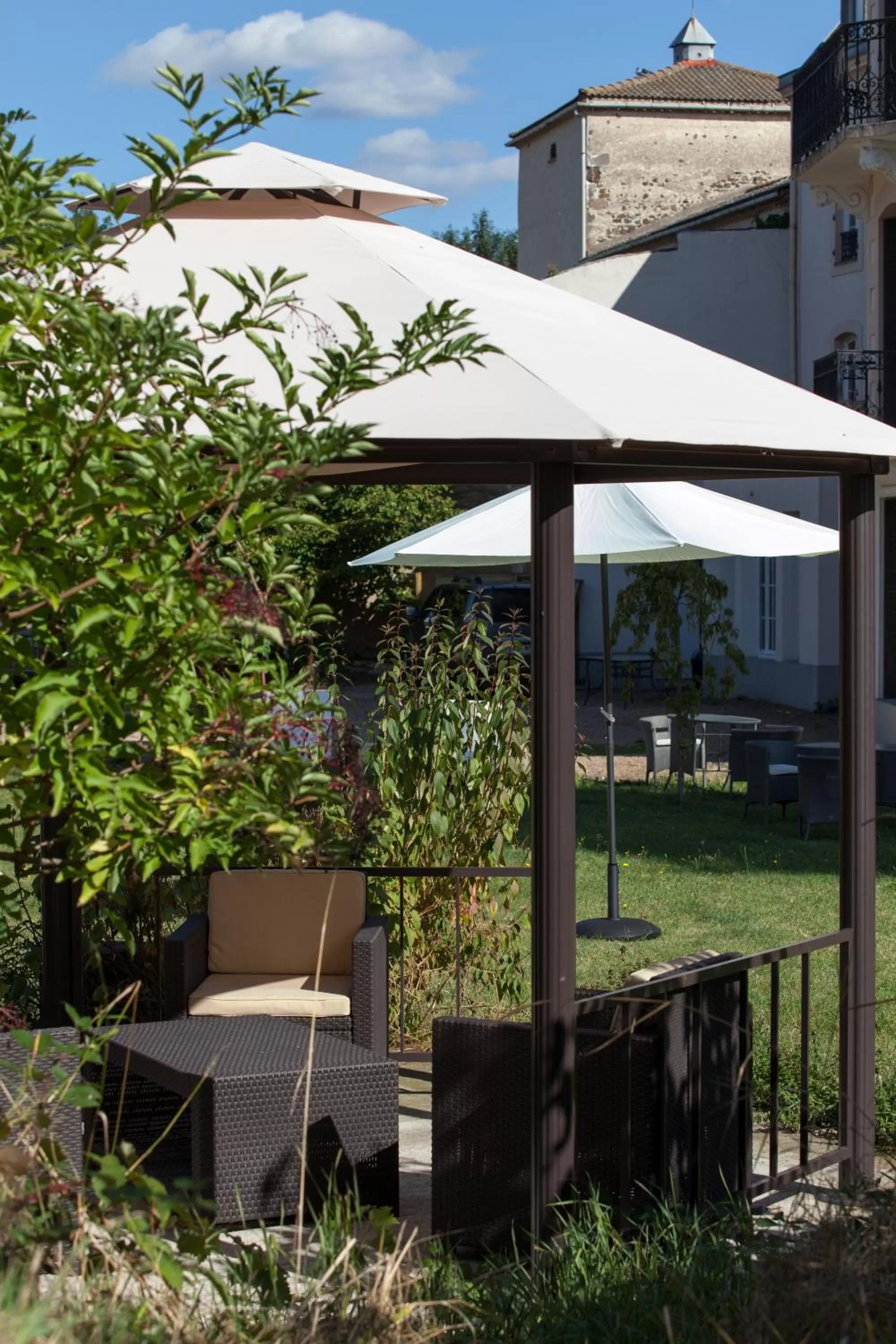 Spring in Château Les 4 Saisons