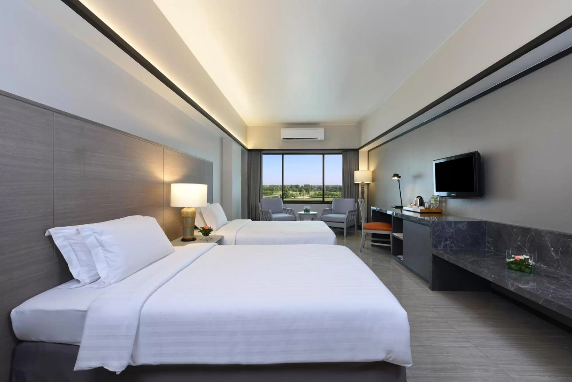 Premium Deluxe Room in Tinidee Hotel Bangkok Golf Club