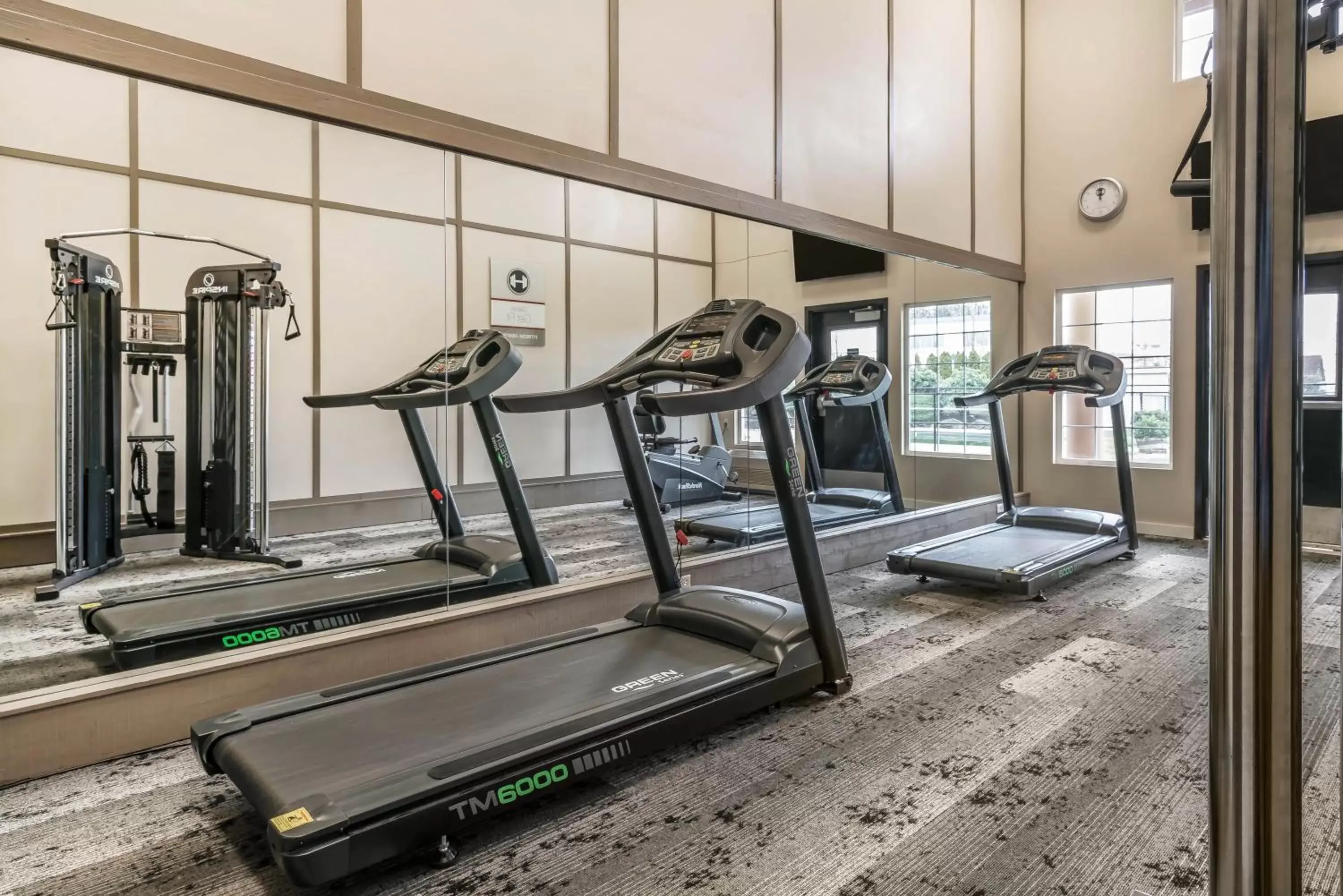 Fitness centre/facilities, Fitness Center/Facilities in Oasis Inn Tacoma
