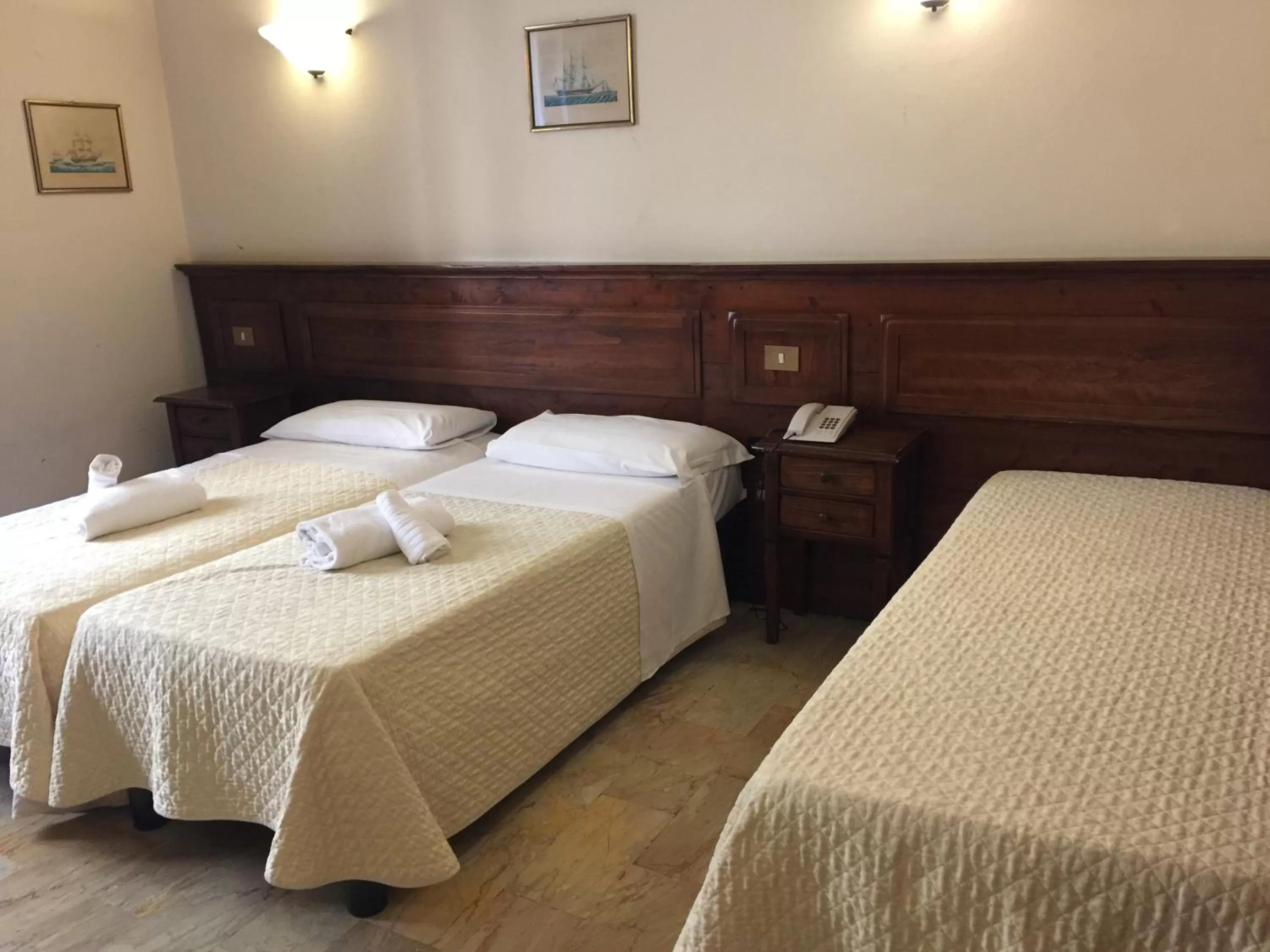 Bed in Hotel Le Due Fontane