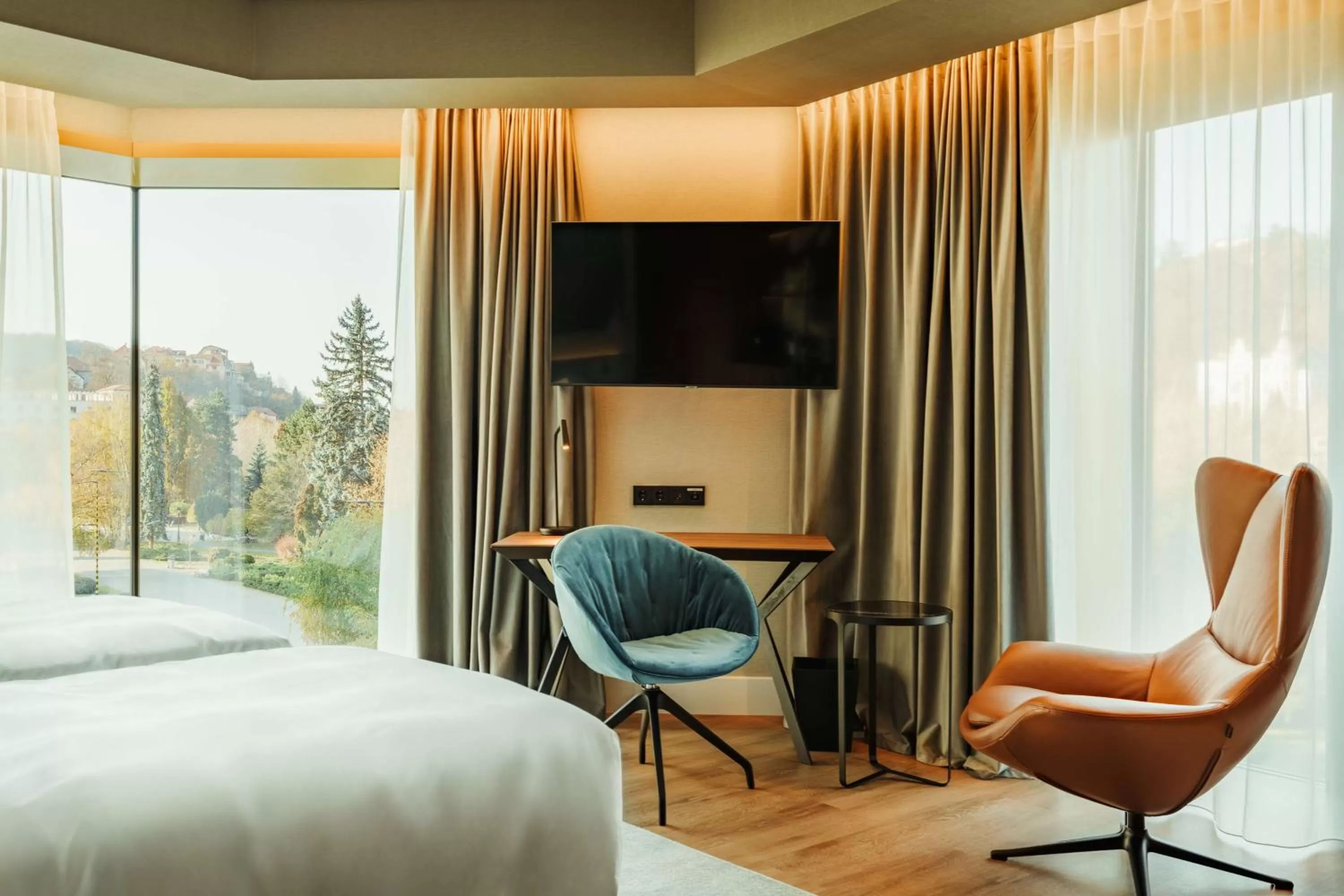 Photo of the whole room, Bed in Radisson Blu Aurum Hotel, Brasov