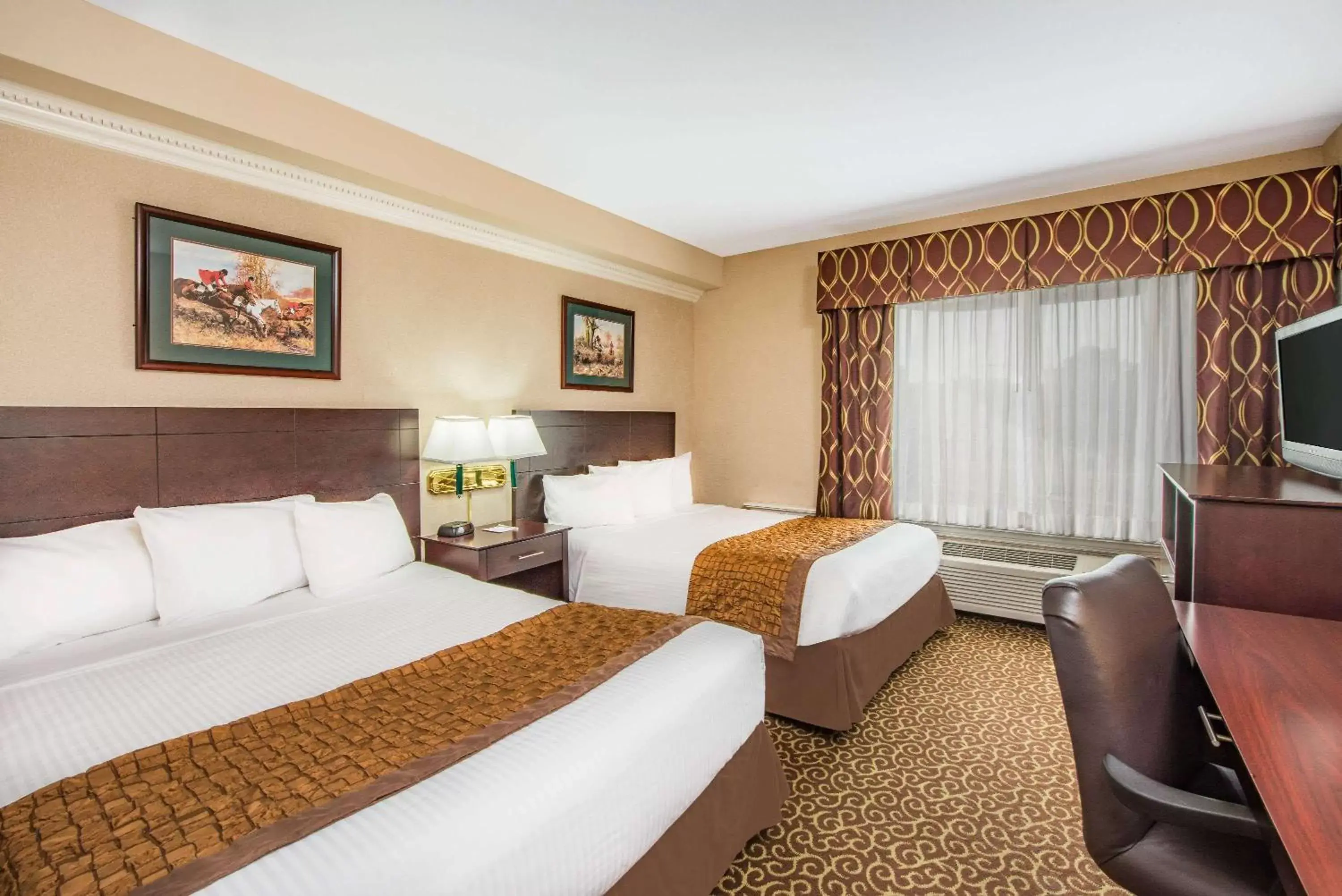 Photo of the whole room, Bed in Hawthorn Suites by Wyndham El Paso