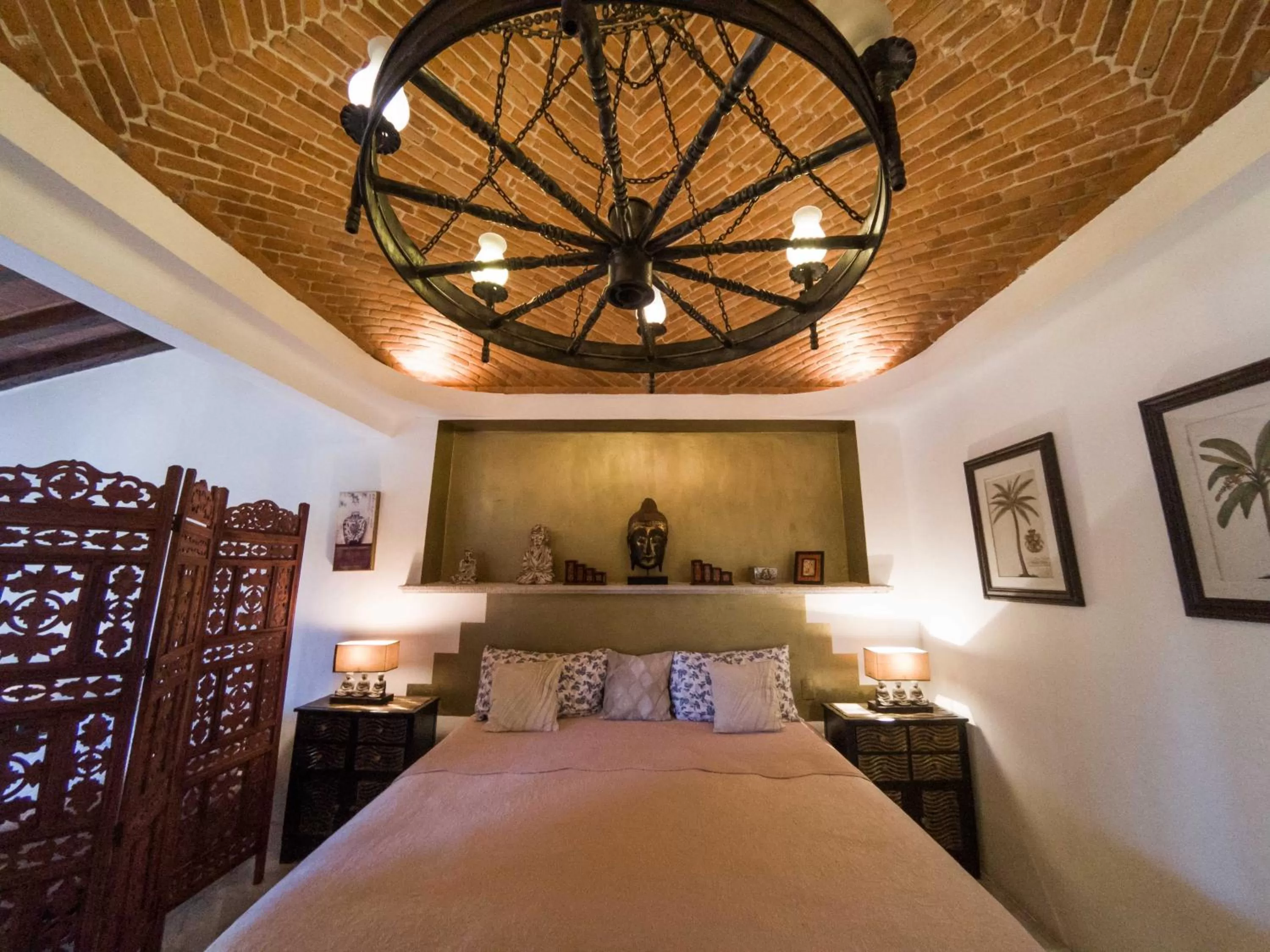 Photo of the whole room, Bed in La Villa du Golf à Cancun Hotel Boutique