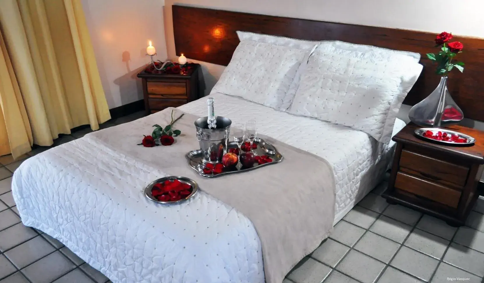Bedroom, Bed in Oceano Porto Hotel