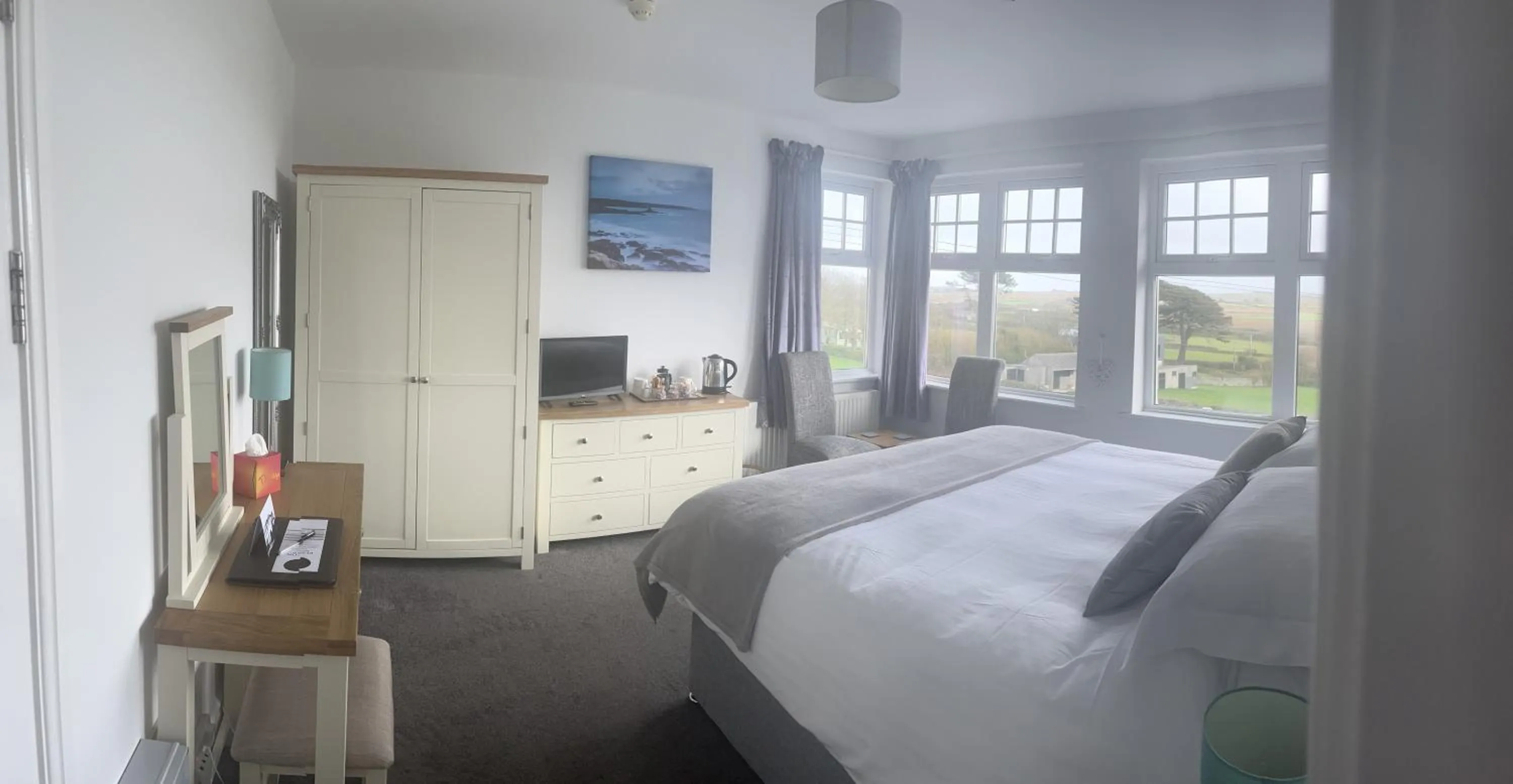 Bed in Beacon Country House B & B & Luxury Shepherd Huts