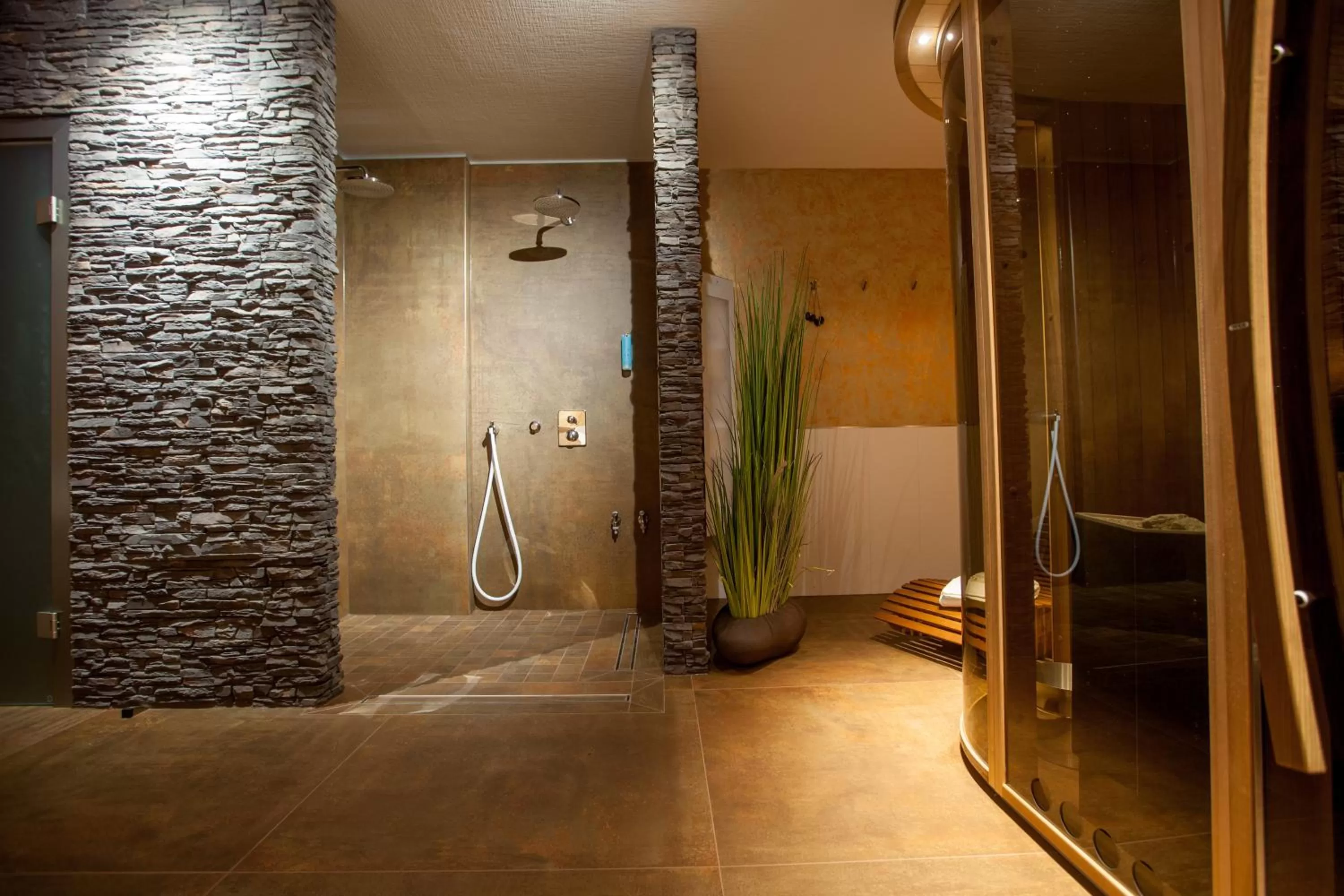 Sauna in Aragon - Hotel - Garni