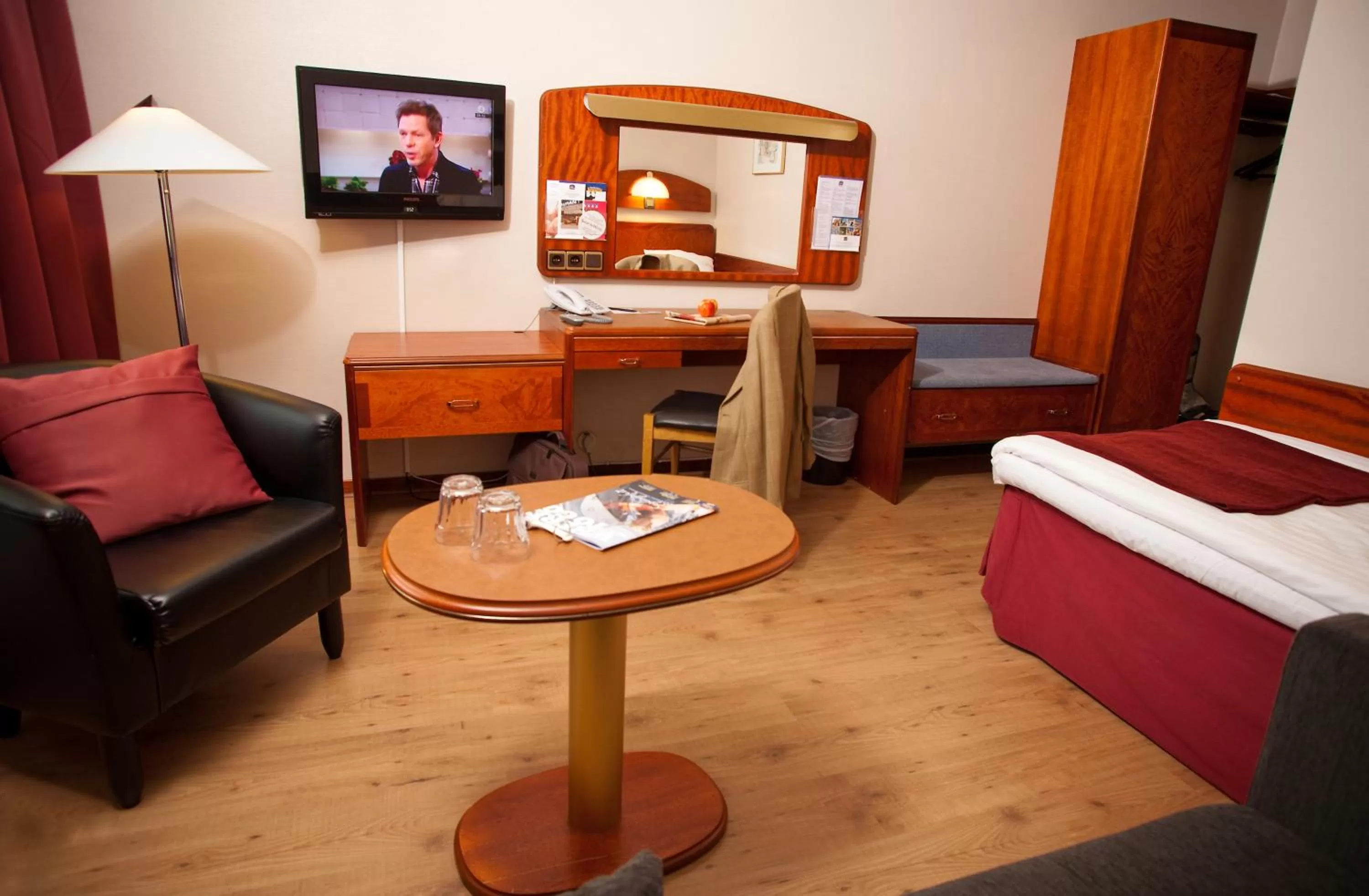 Photo of the whole room, Bed in Best Western Hotell SoderH