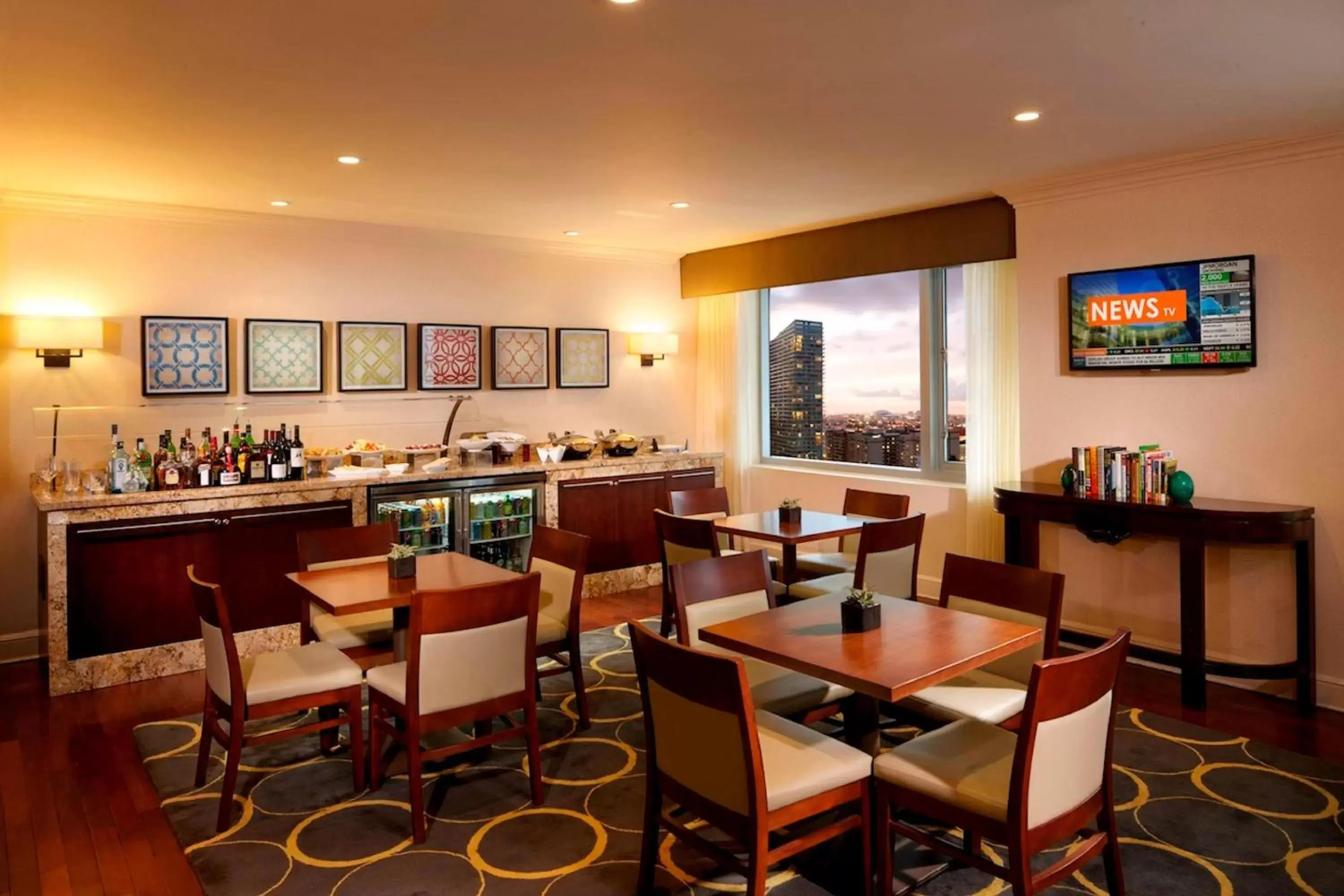 Lounge or bar, Restaurant/Places to Eat in JW Marriott Miami