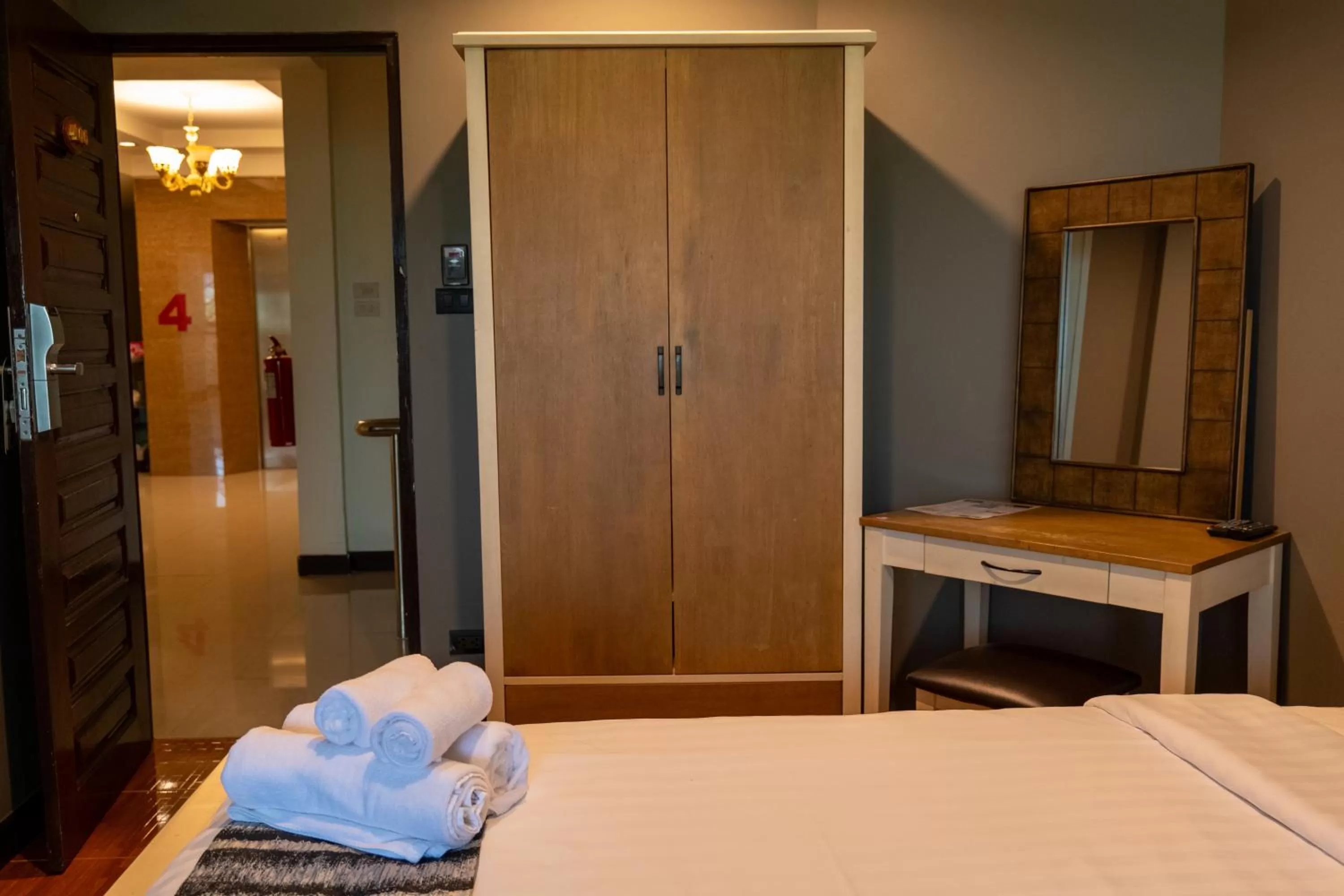 Bedroom, Bed in Anandpura Riverside Hotel