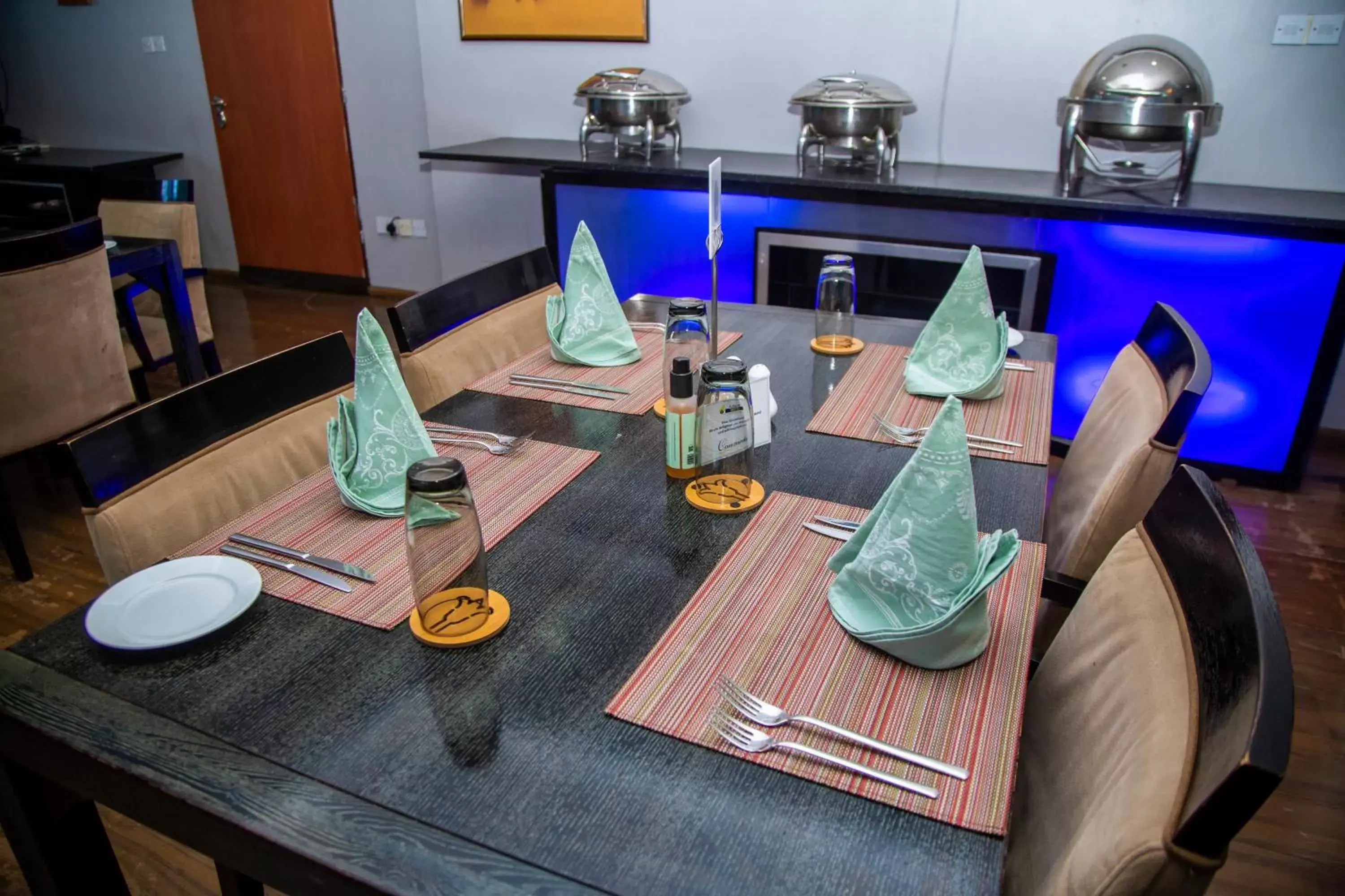 Restaurant/places to eat in Airside Hotel Restaurant/places to eat in Airside Hotel