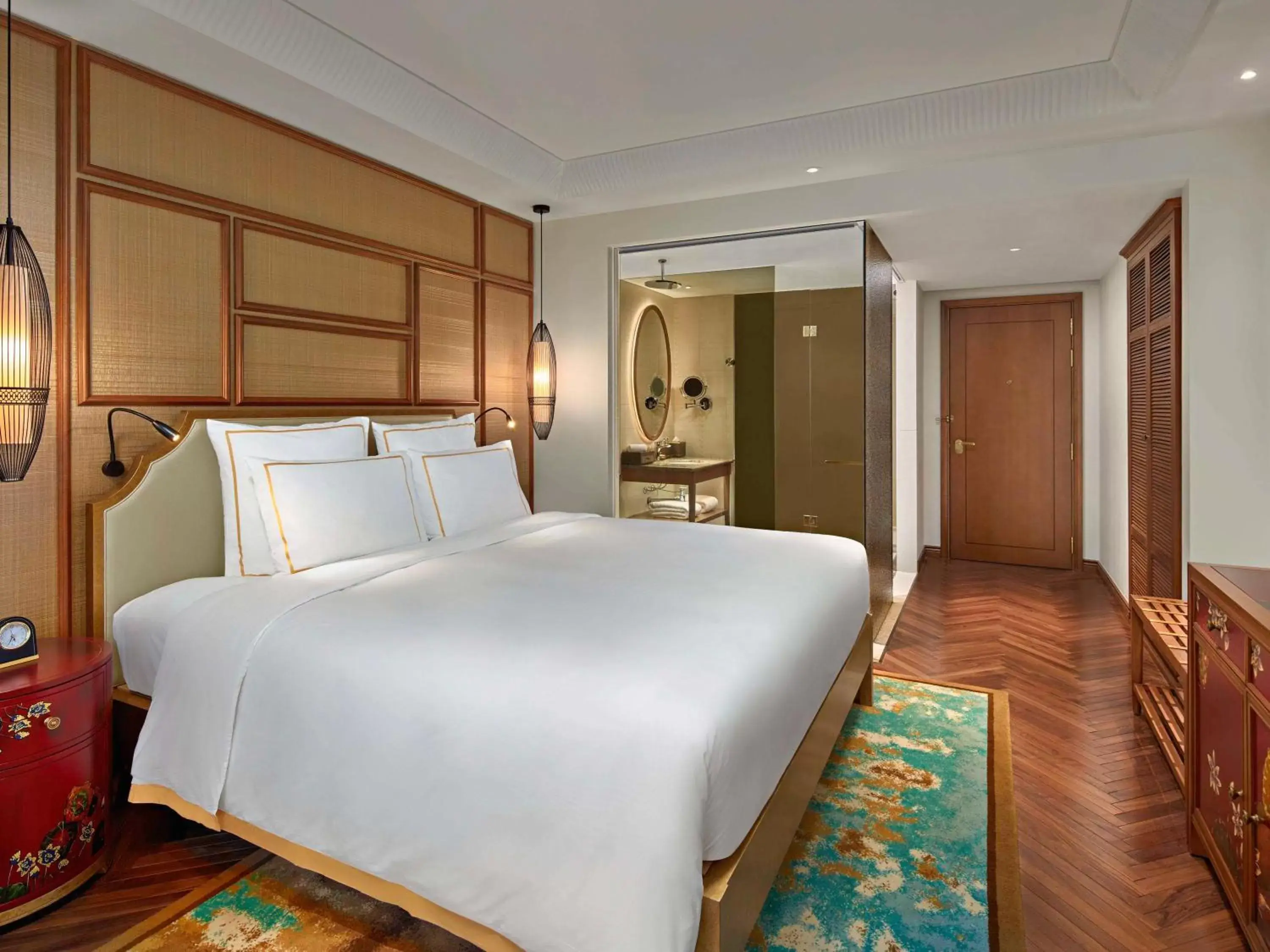 Bedroom, Bed in Grand Mercure Hanoi