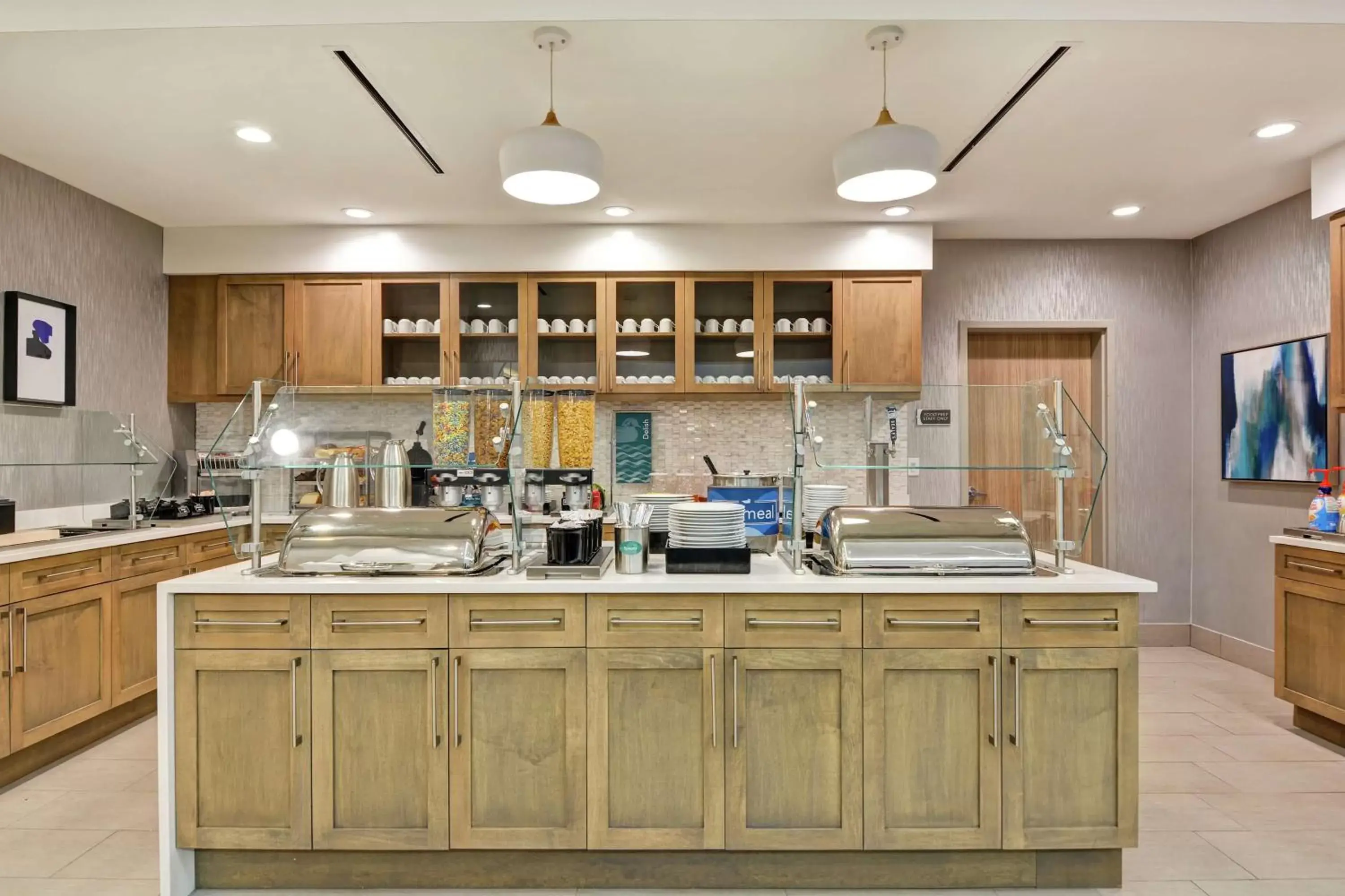 Breakfast, Kitchen/Kitchenette in Homewood Suites By Hilton Lynchburg