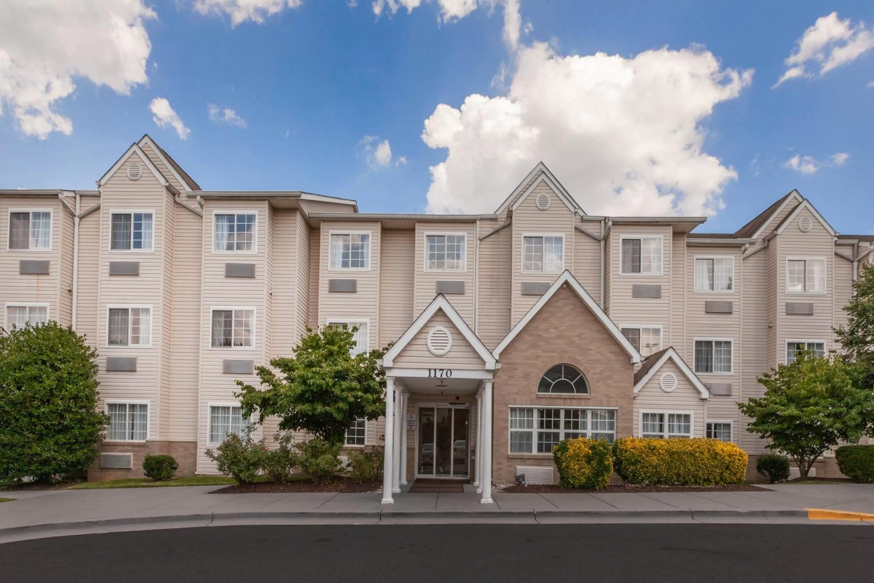 Property building in Microtel Inn Suite by Wyndham BWI Airport