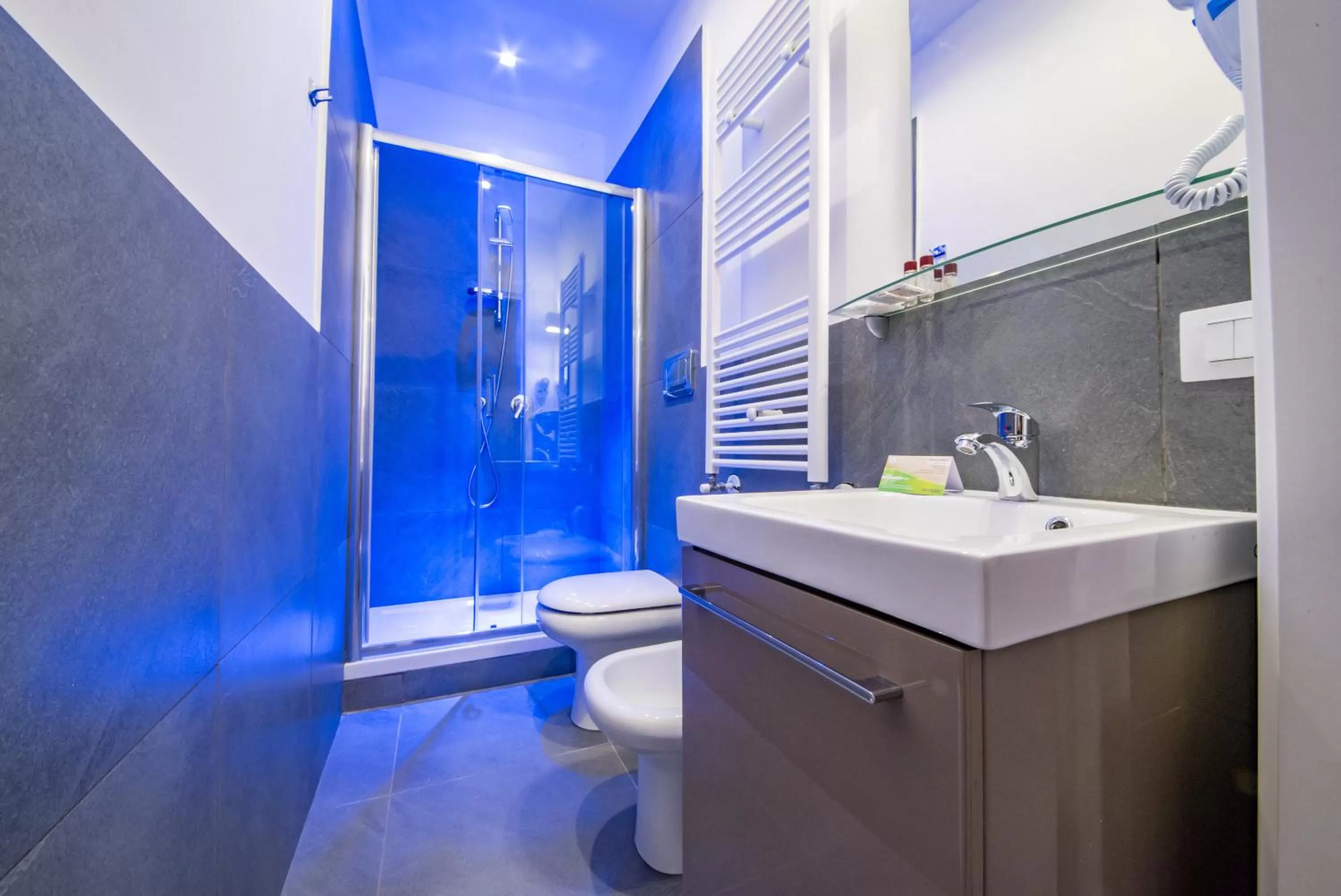 Shower in Hotel Assisivm Antica Dimora AD