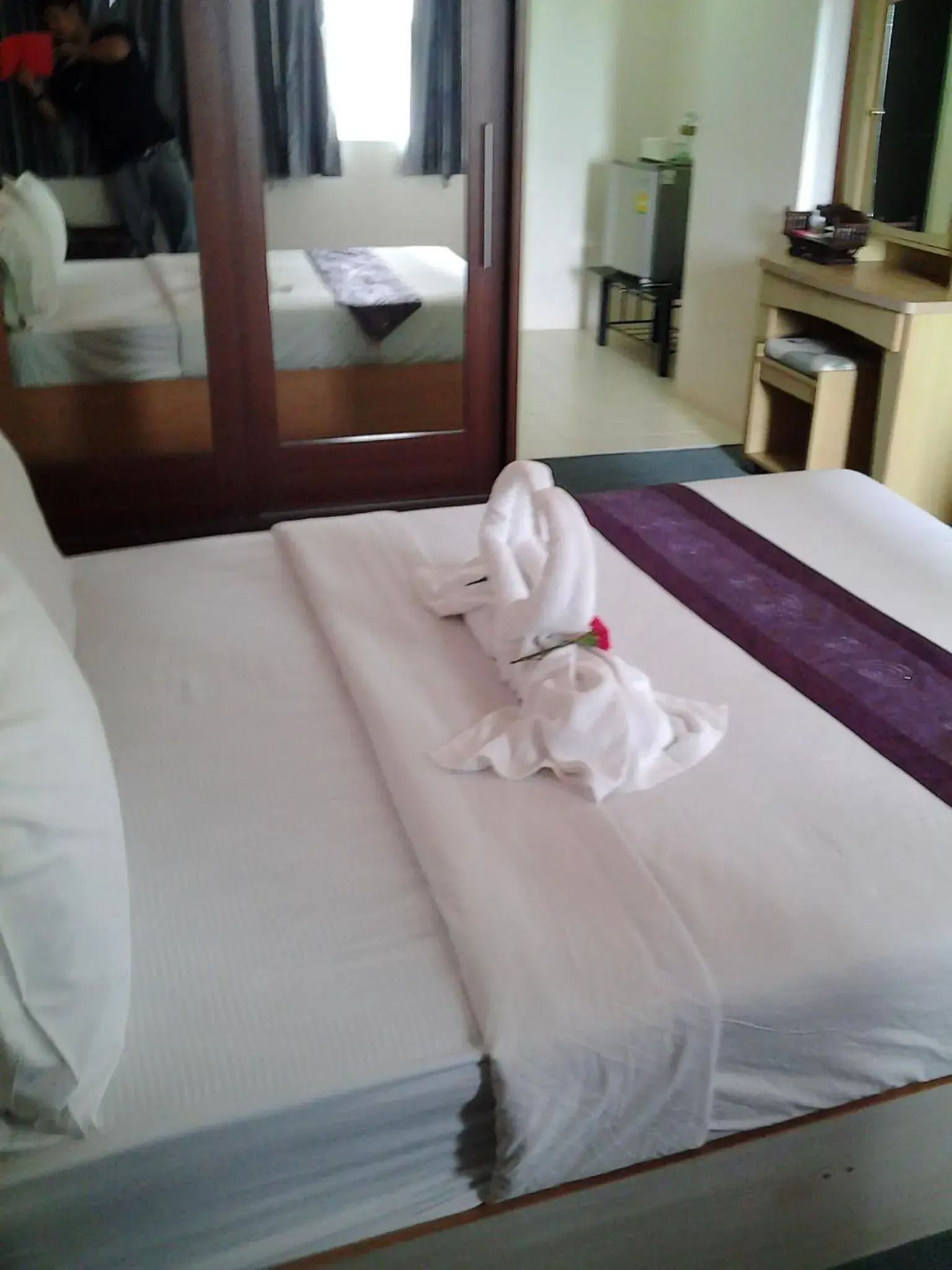 Day, Bed in King Royal II Hotel