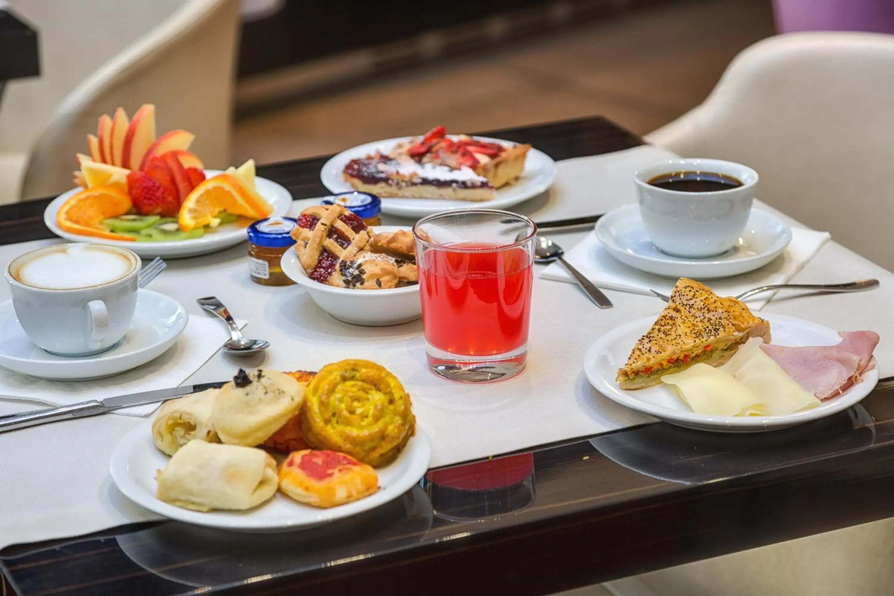 Food and drinks in Quality Hotel Green Palace Food and drinks in Quality Hotel Green Palace