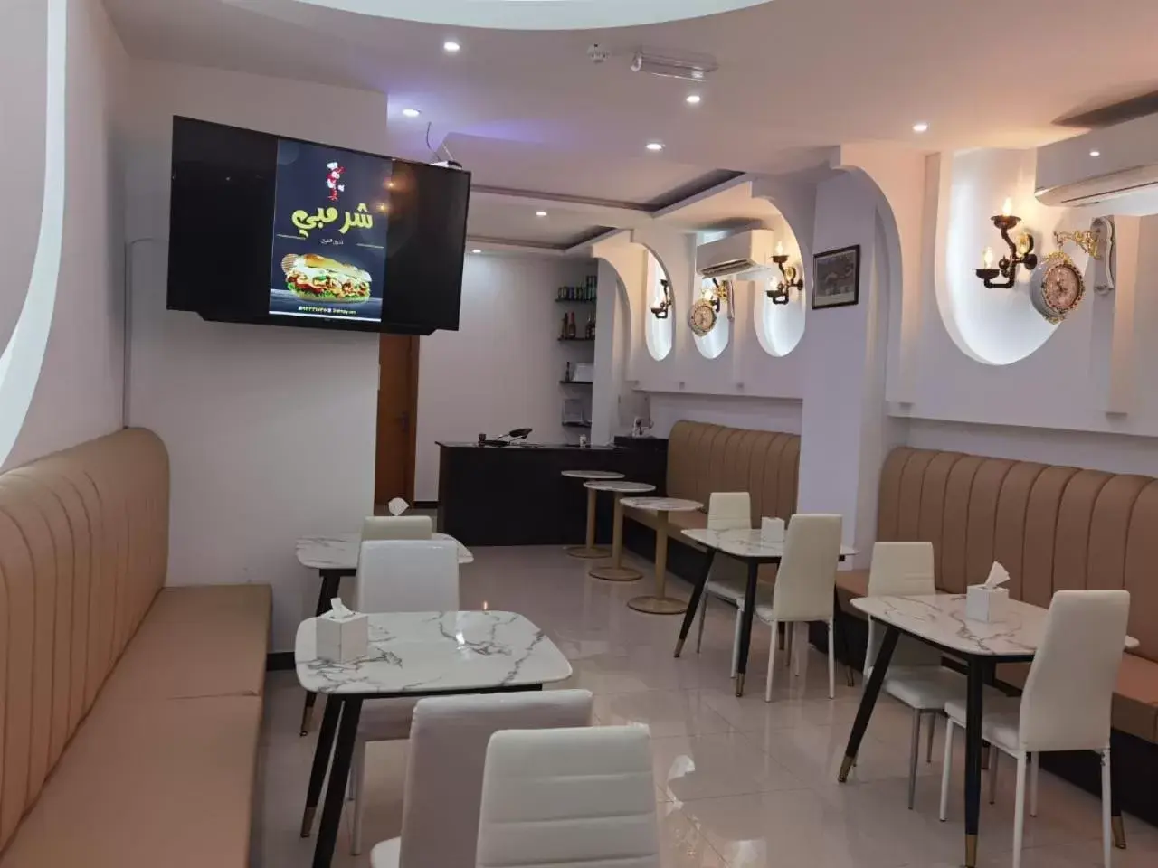 Restaurant/Places to Eat in Al Rayyan Hotel Apartments Muscat