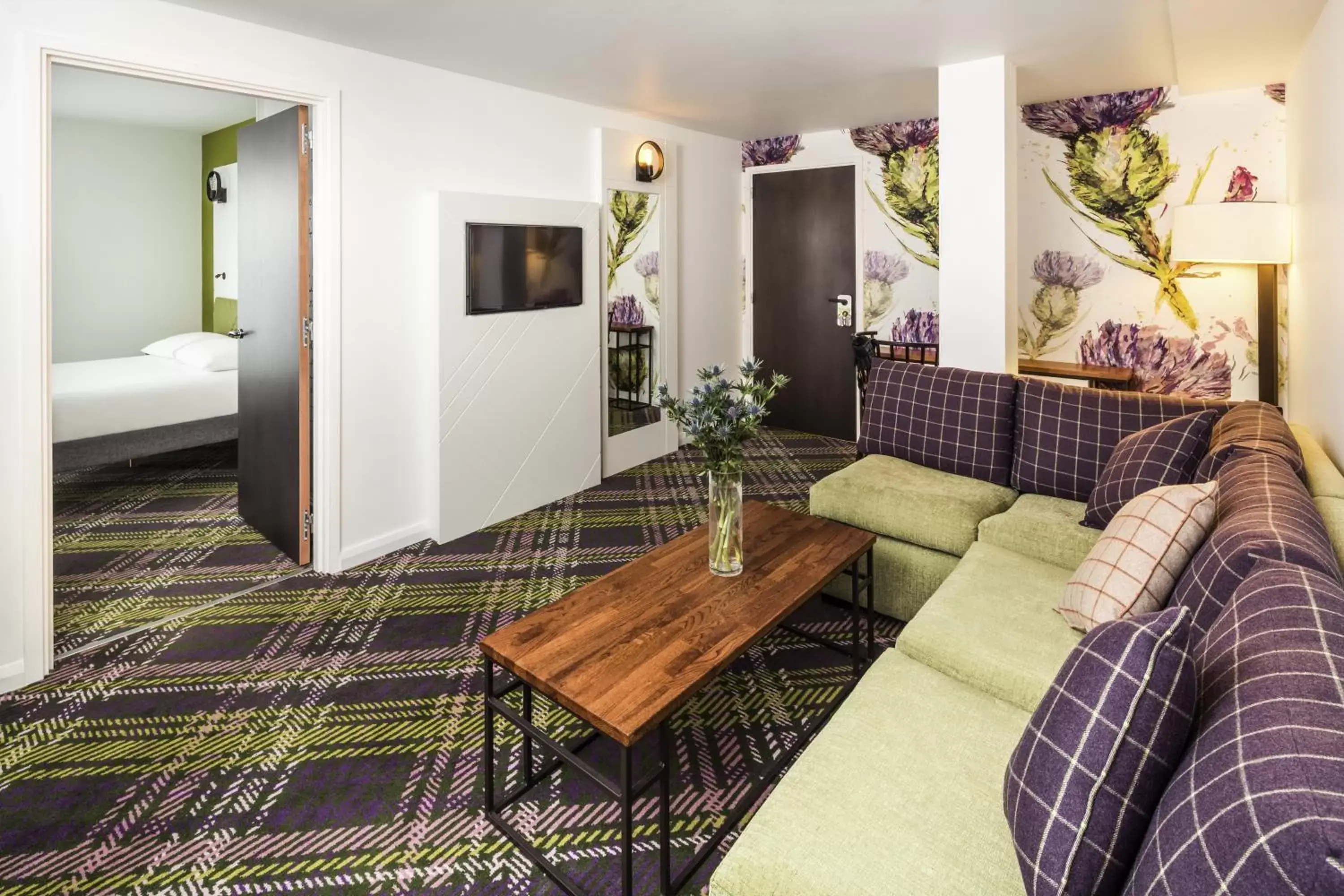 Living room, Seating Area in ibis Styles Edinburgh St Andrew Square