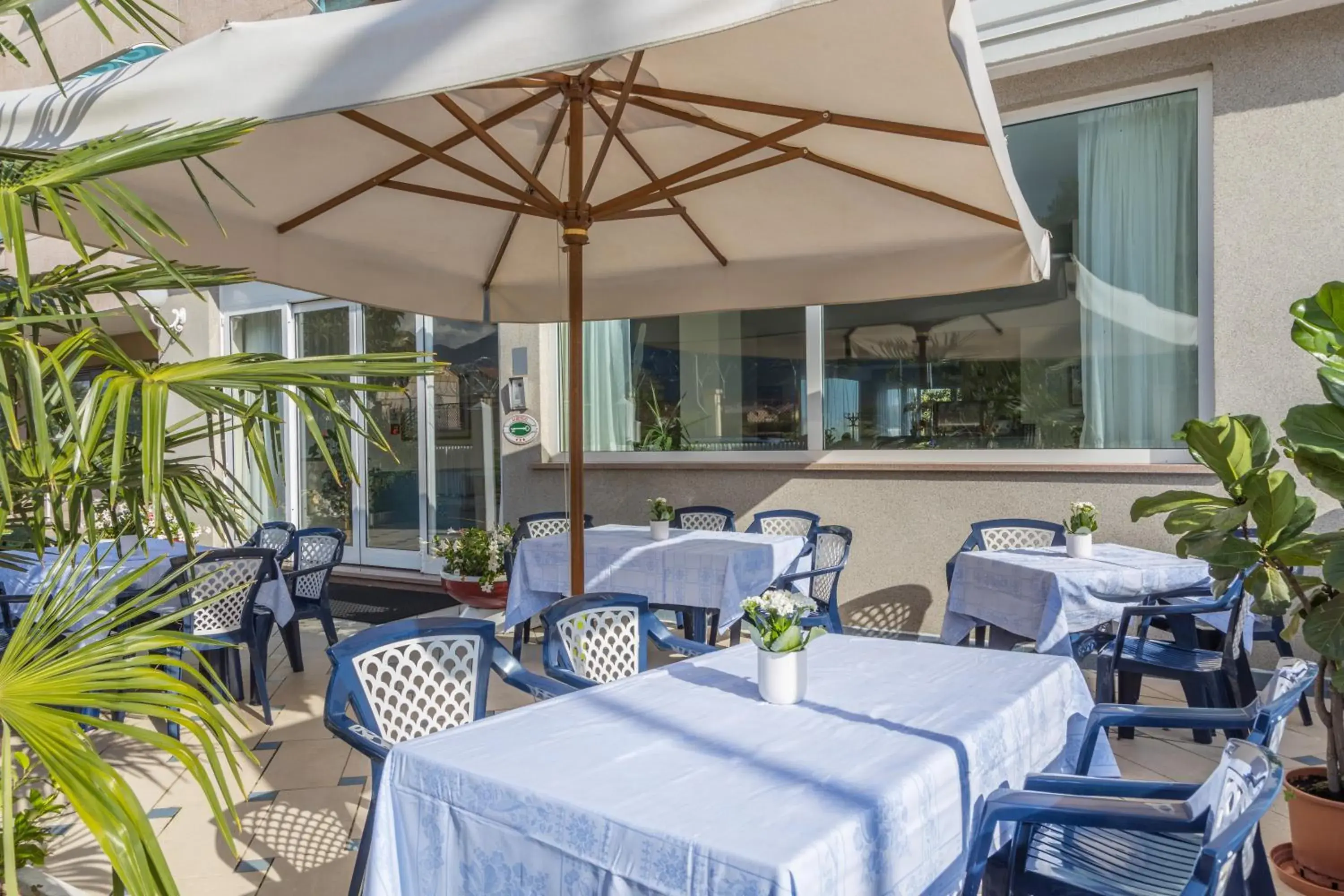 Facade/entrance, Restaurant/Places to Eat in Aviano Palace Hotel