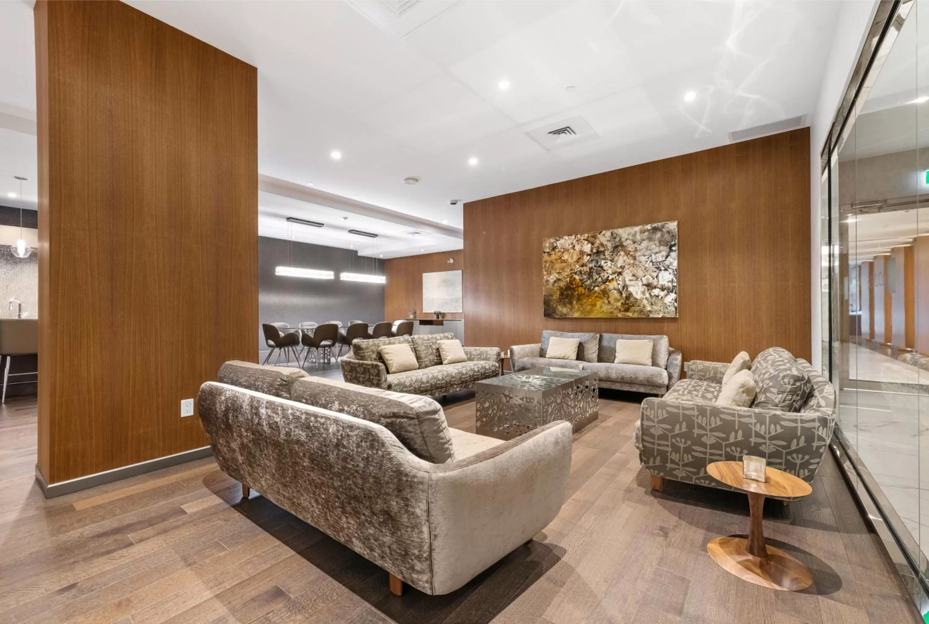 Lounge or bar in reStays Ottawa